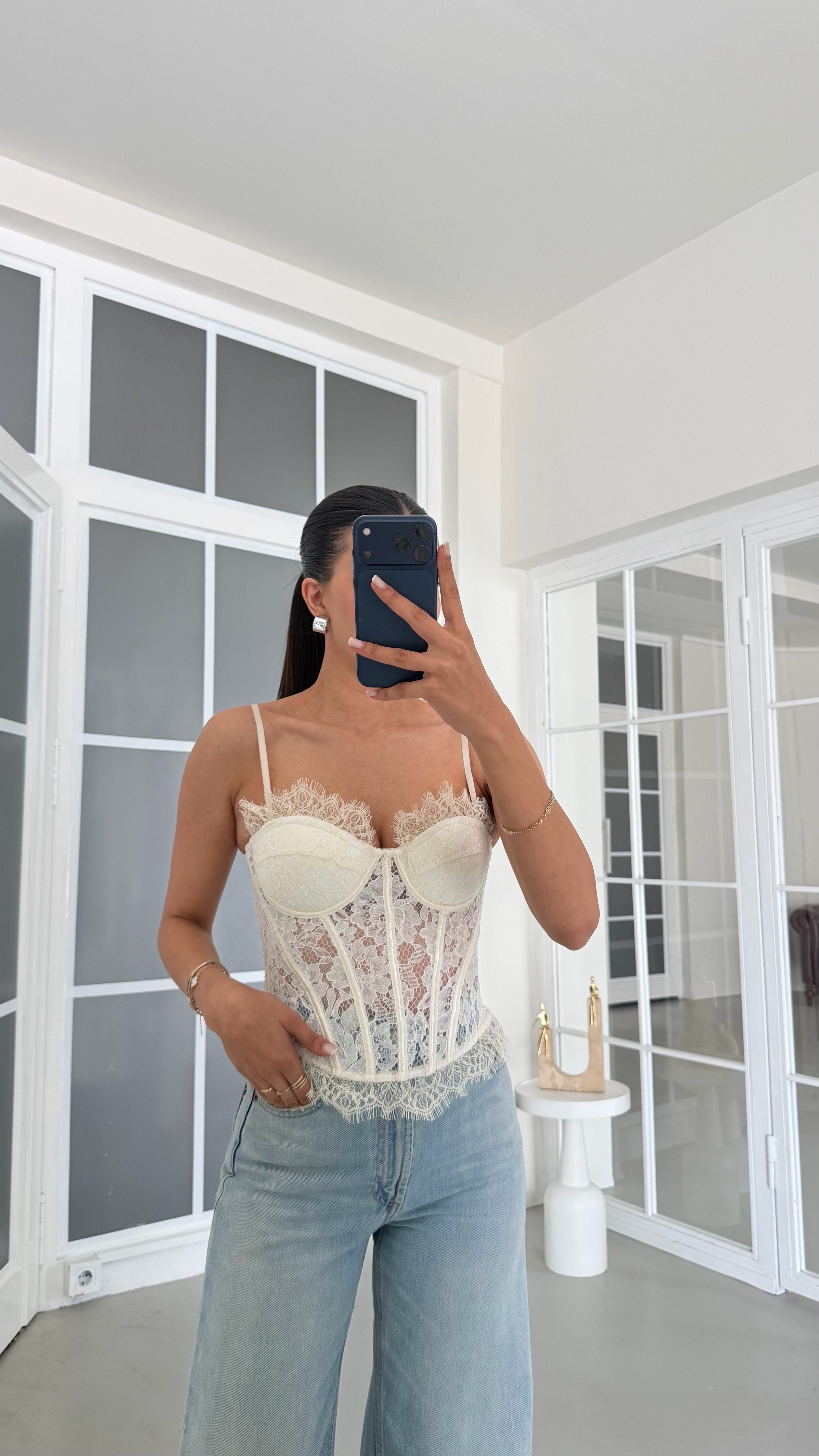 Krem Dantelli Çıkarılabilir Askılı Sırtı Lastikli Korse GAUS-01923GAUSBlouseGAUS-01923