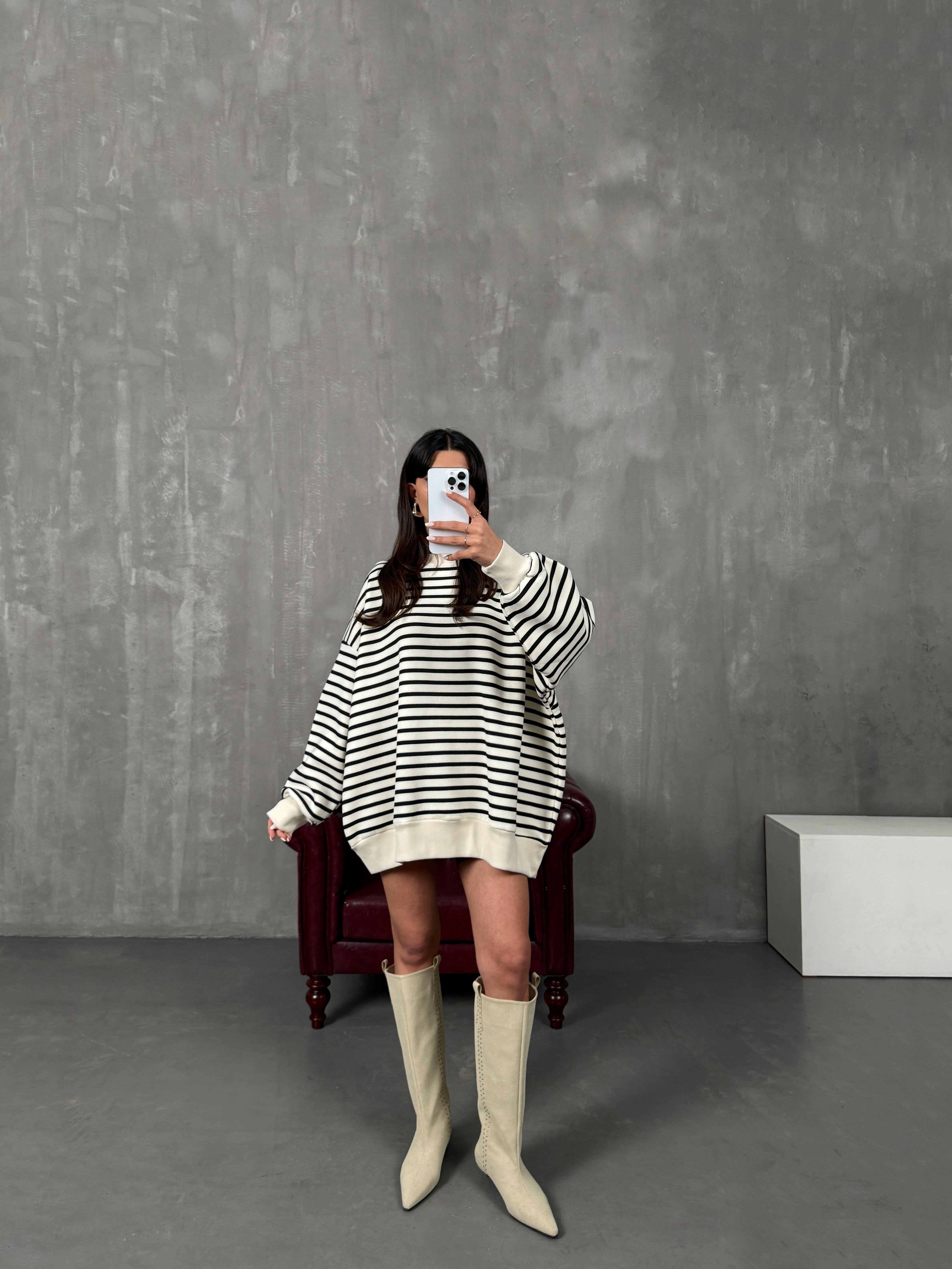 Felisya Siyah Çizgili Üç İplik Şardonlu Sweat