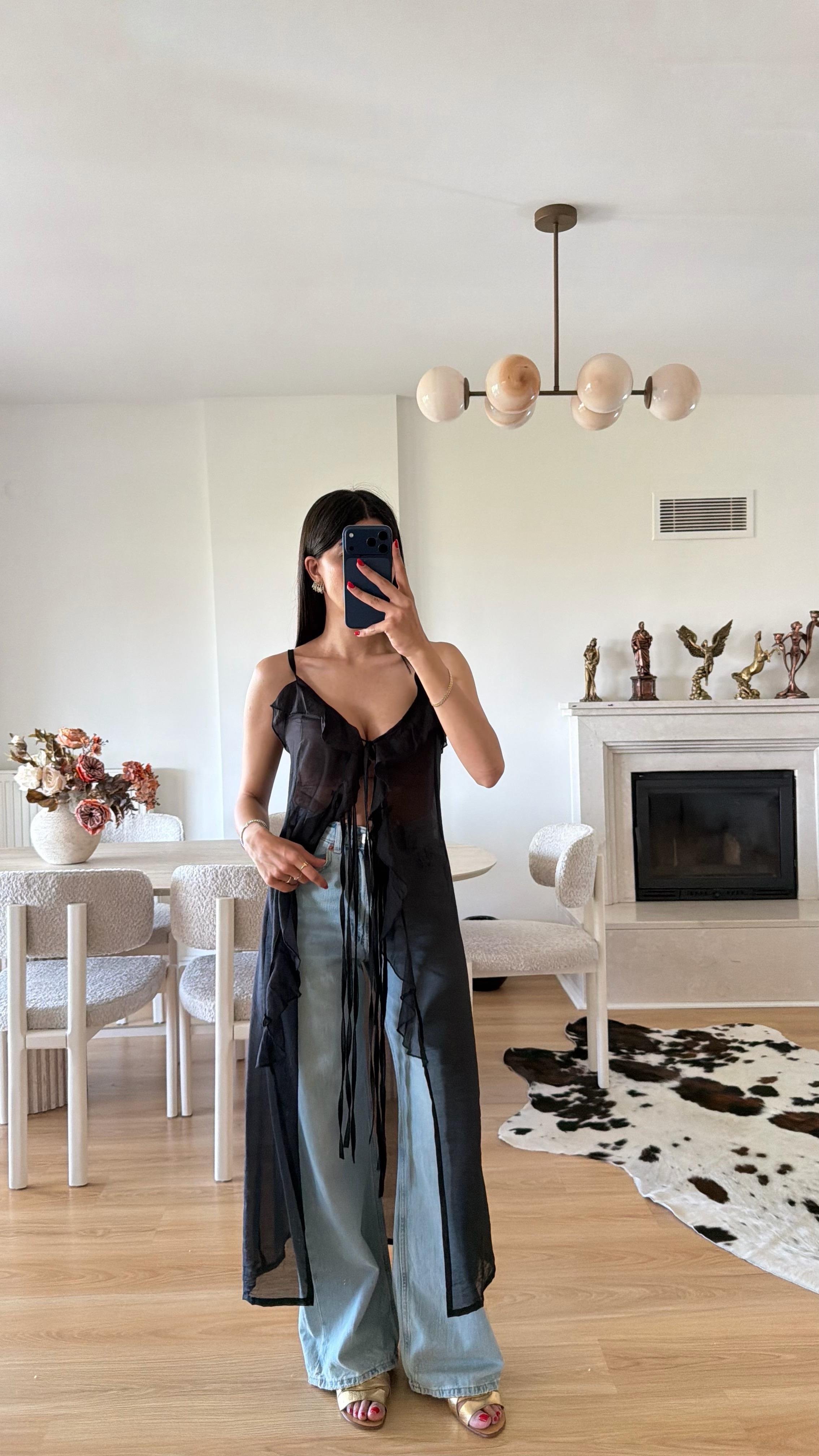 Siyah Fırfır Detaylı Tasarım Kimono GAUS-01619GAUSالبلوزات GAUS-01619