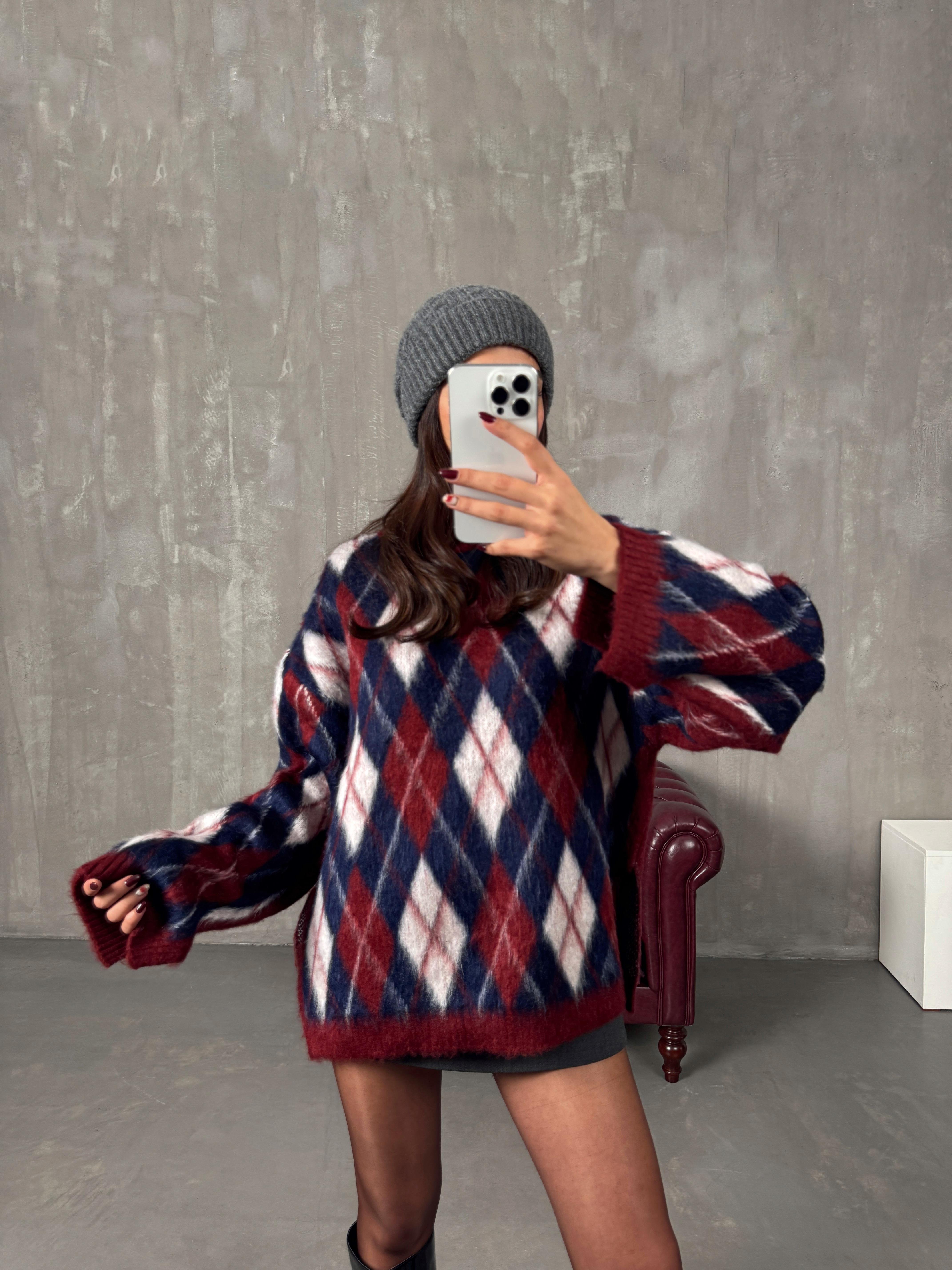 Promis Bordo Yandan Yırtmaçlı Baklava Desenli Sakallı Kazak 