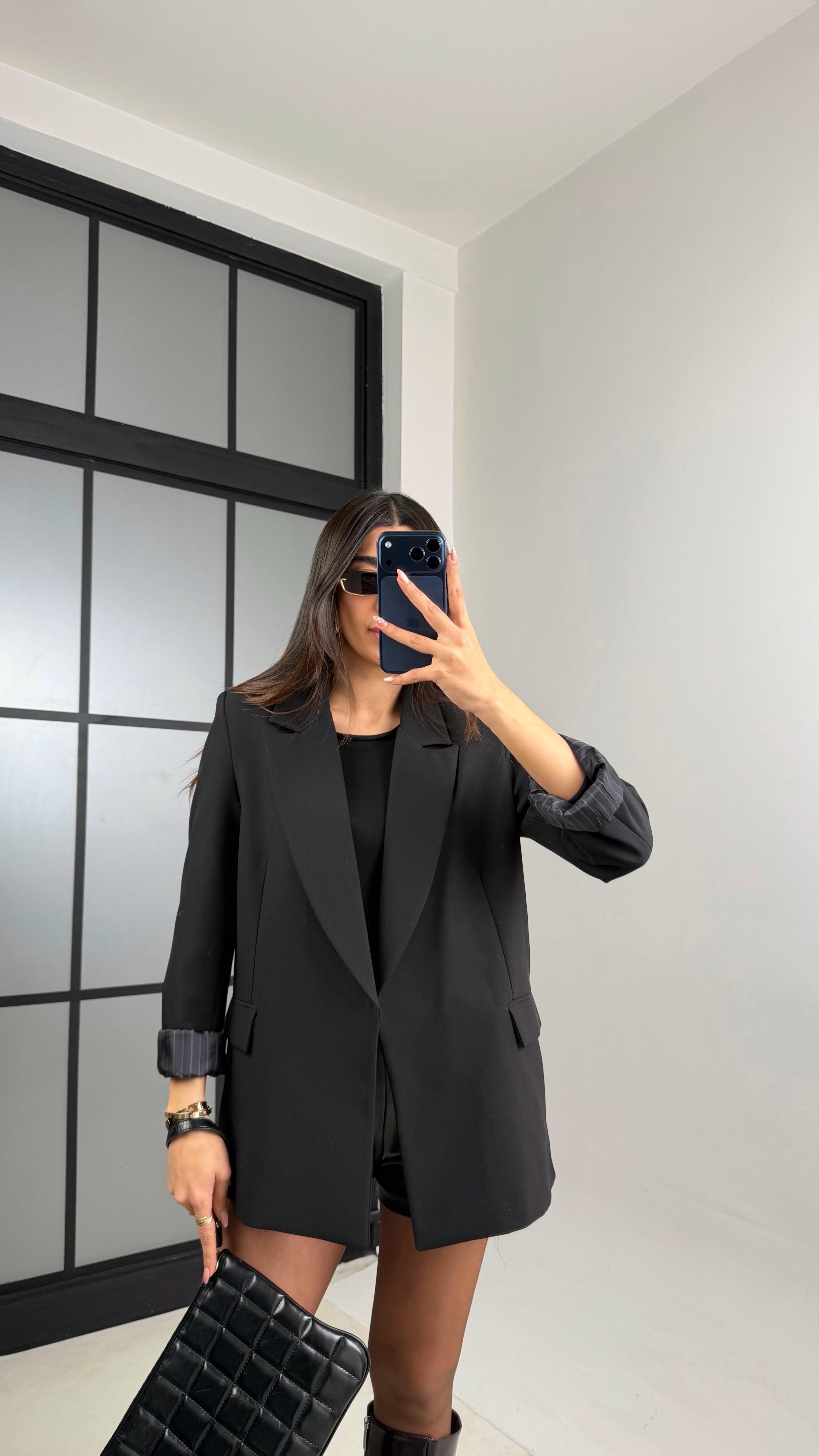 Siyah Astarlı Vatkalı Cep Detaylı Blazer Ceket GAUS-00850GAUSCEKETGAUS-00850