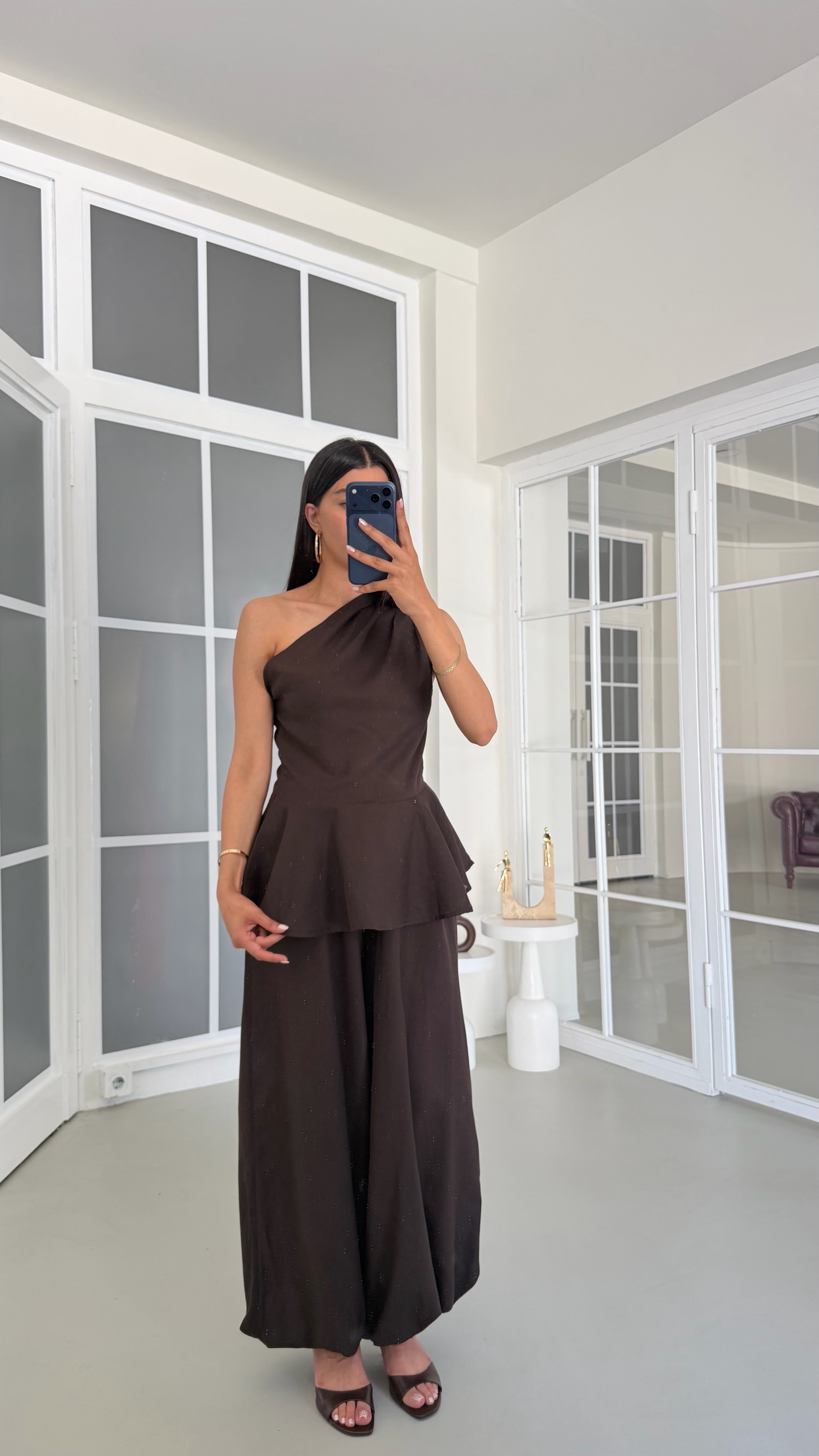 Acı Kahve Tek Omuz Bluz Beli Lastikli Şalvar Pantolon İkili Keten Takım GAUS-01776GAUSTAKIMGAUS-01776