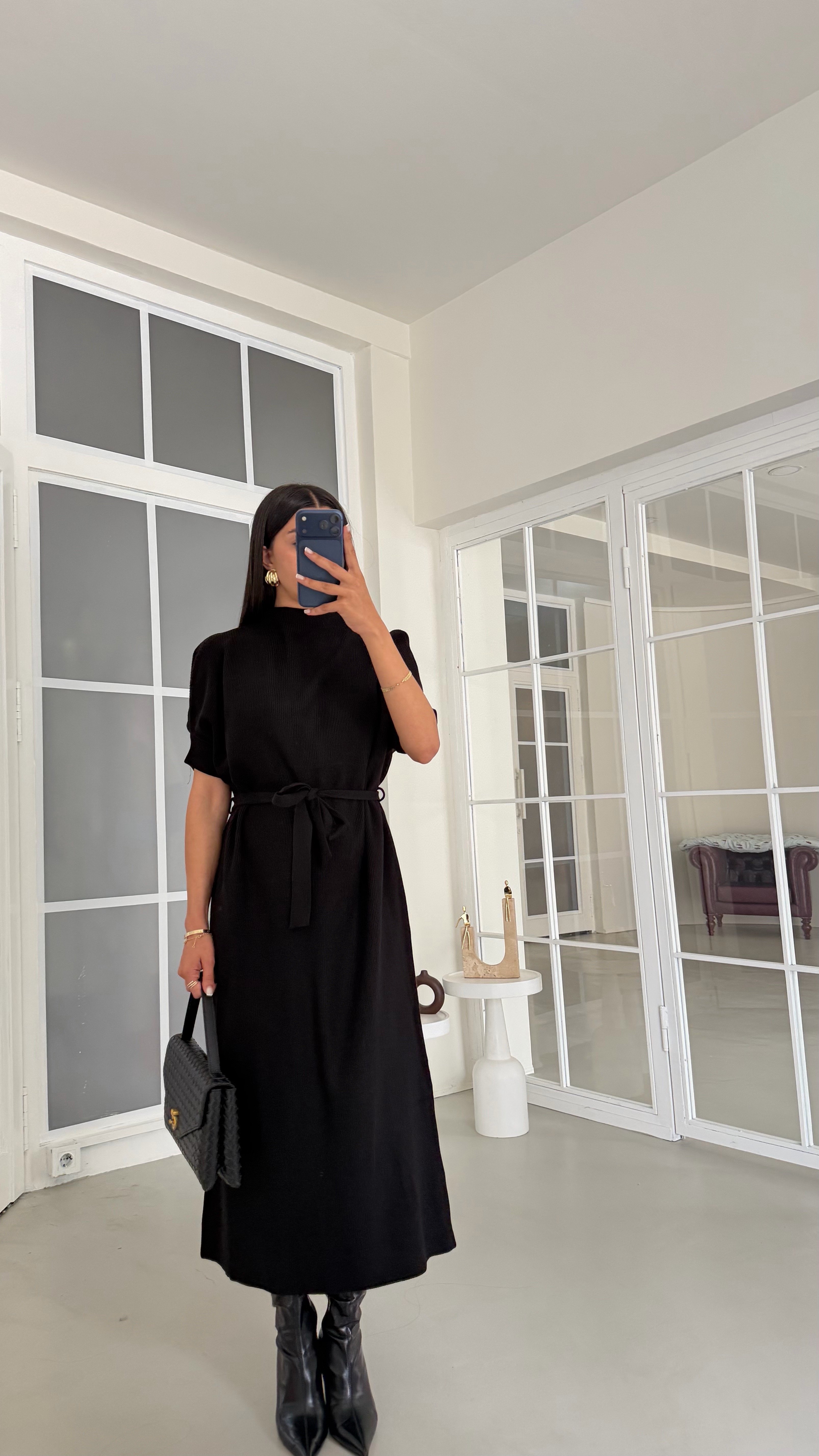 Siyah Kuşaklı Triko Midi Elbise GAUS-02144GAUSELBİSEGAUS-02144