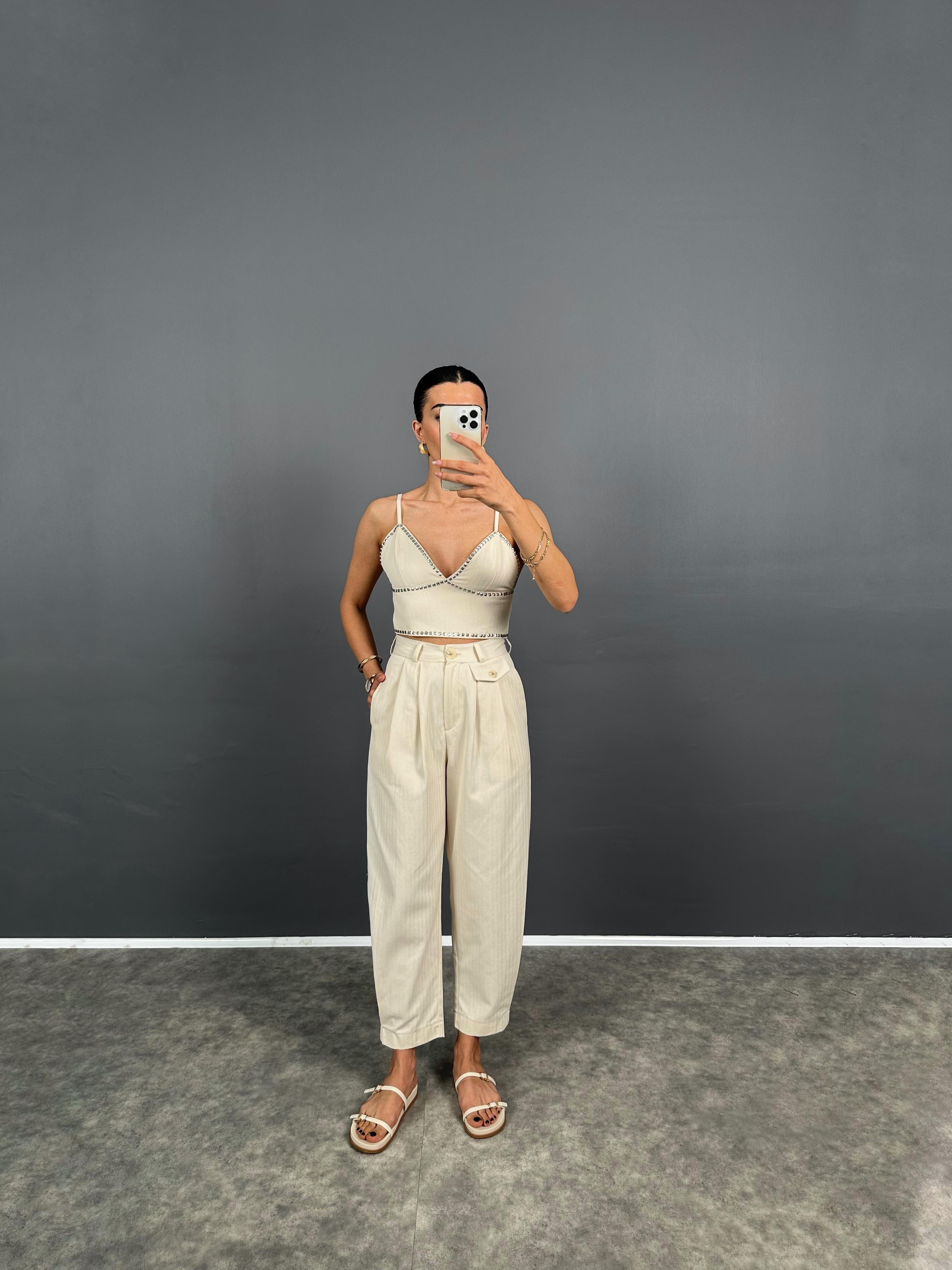 Disy Krem Gabardin Dokuma Paça Detaylı Pantolon