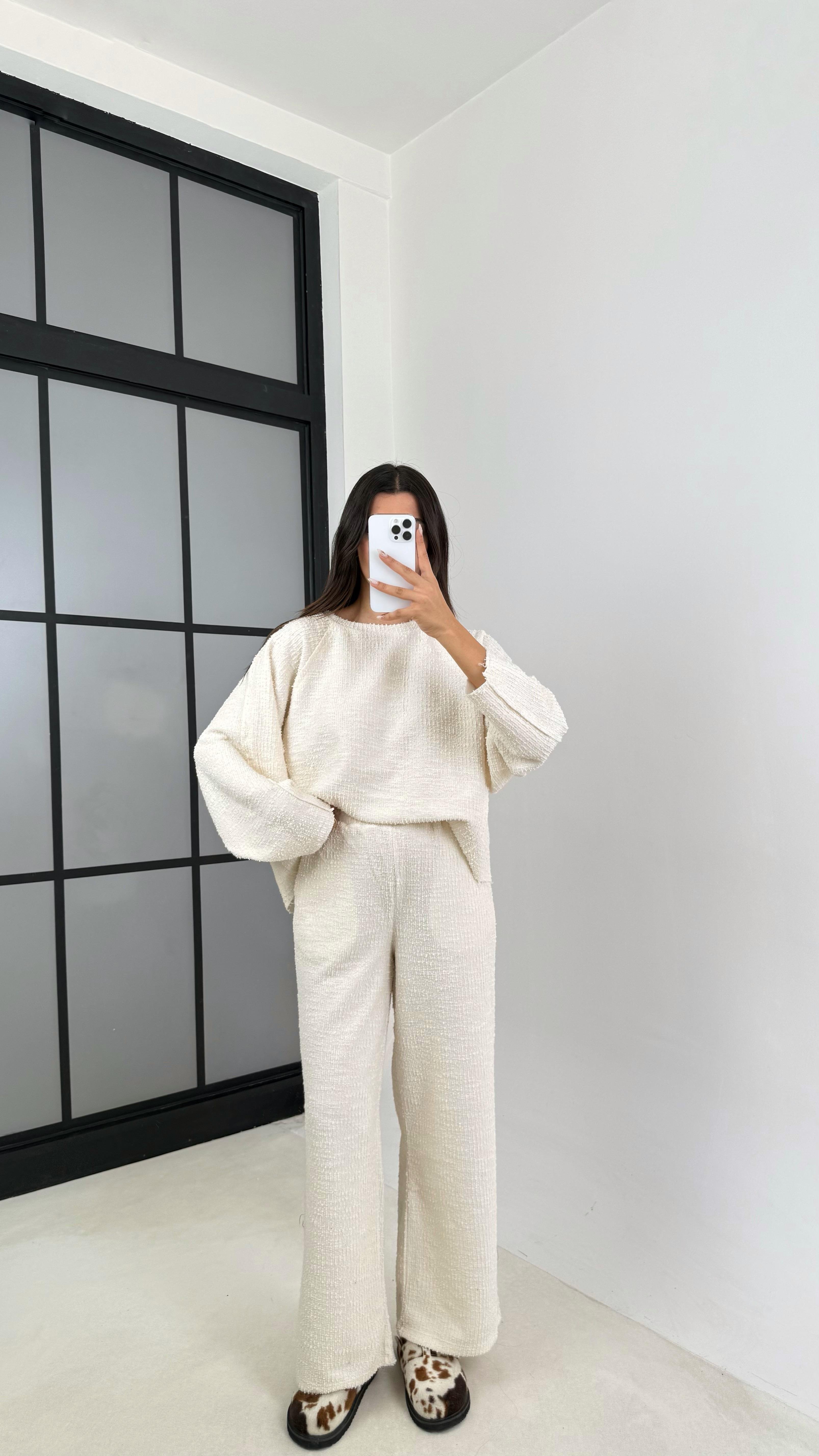 Ekru Kazak Beli Lastikli Pantolon Buklet Kumaş İkili Takım GAUS-00138GAUSTAKIMGAUS-00138