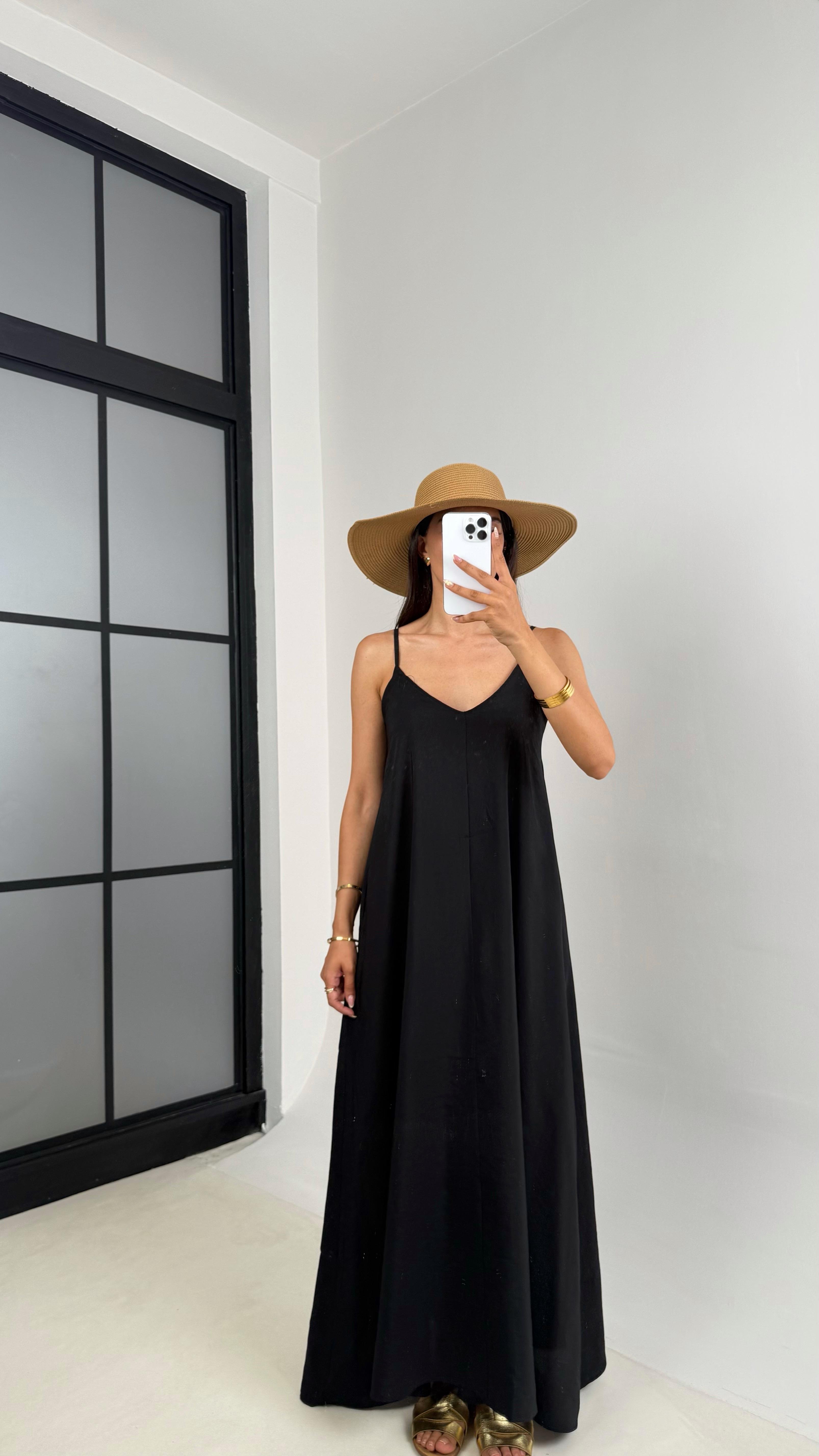 Siyah Ayarlanabilir Askılı Astarlı Tencel Elbise Gaus00690GausELBİSEGU1002593