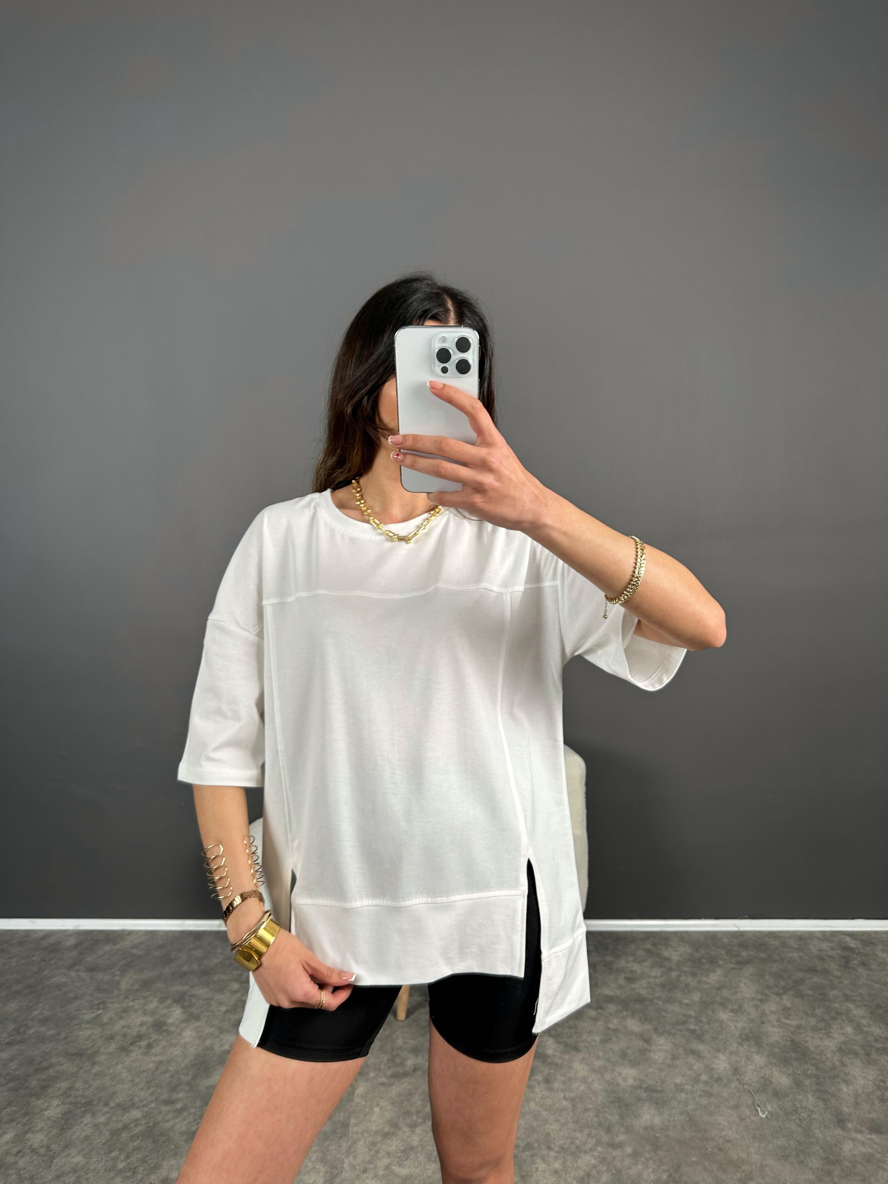 Luni Beyaz Tasarım Oversize Tshirt 