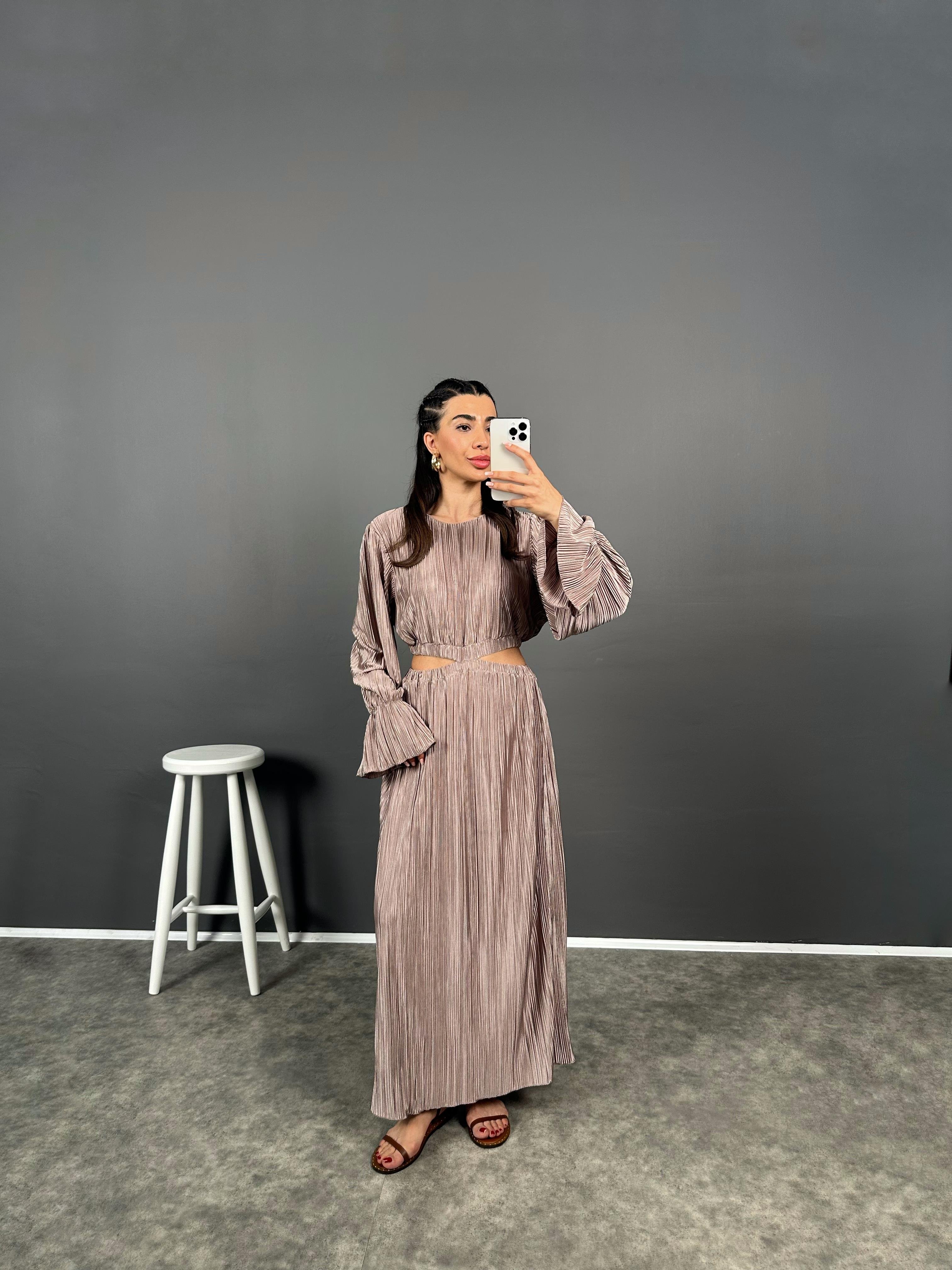 Lesdy Kahve Krinkıl Dekolteli ElbiseGausELBİSEGU008187