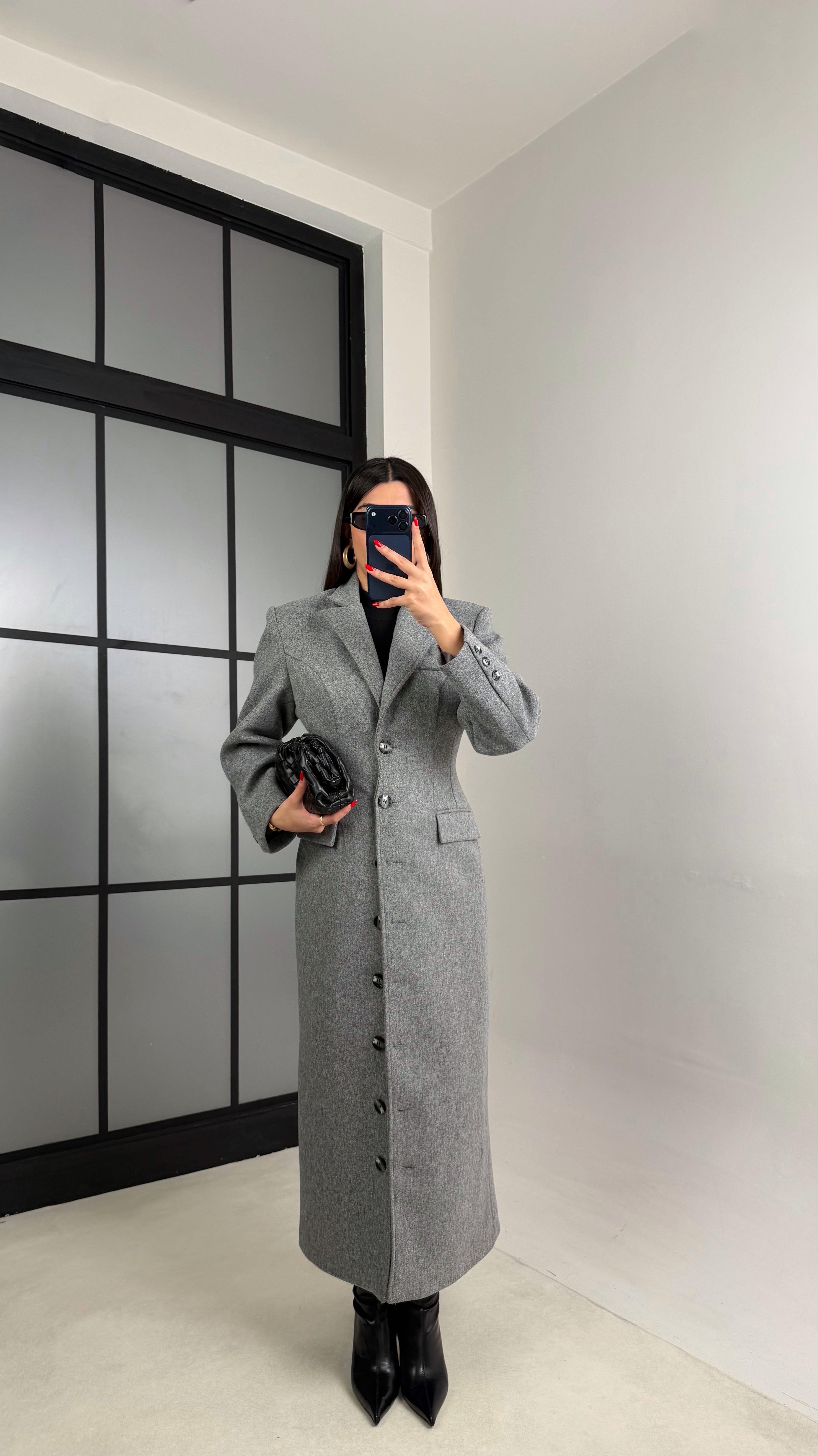 Gri Önü Düğmeli Vatkalı Astarlı Premium Kaşe Kaban Gaus-01030GAUSKABANgaus-01030