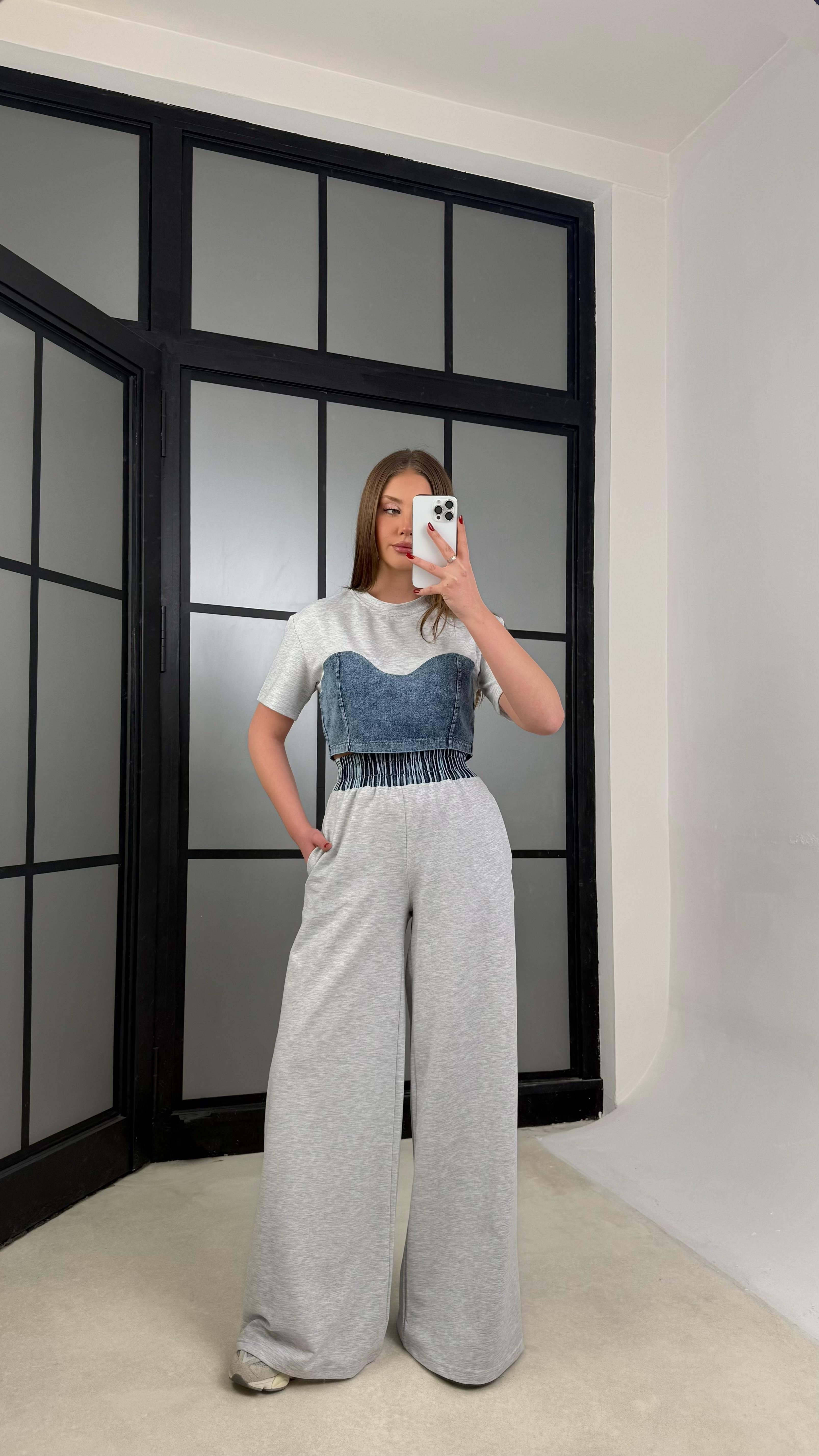 Gri Denim Detaylı Crop Beli Lastikli Pantolon Premium Takım GAUS-01273GAUSTAKIMGAUS-01273