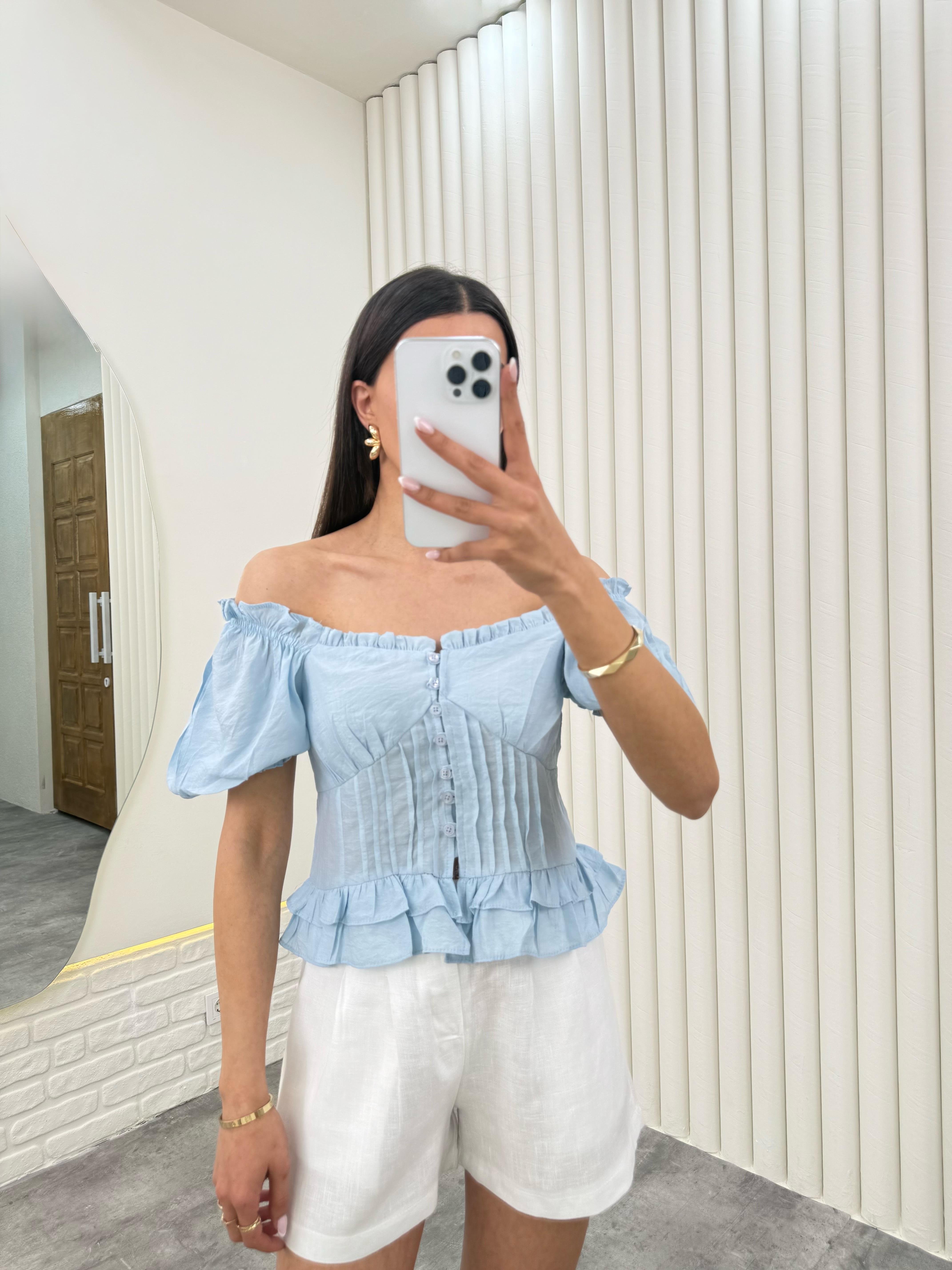 Mavi Balon Kol Önü Düğmeli Fırfırlı Tensel Crop Bluz Gaus00279GausBlouseGU1001647