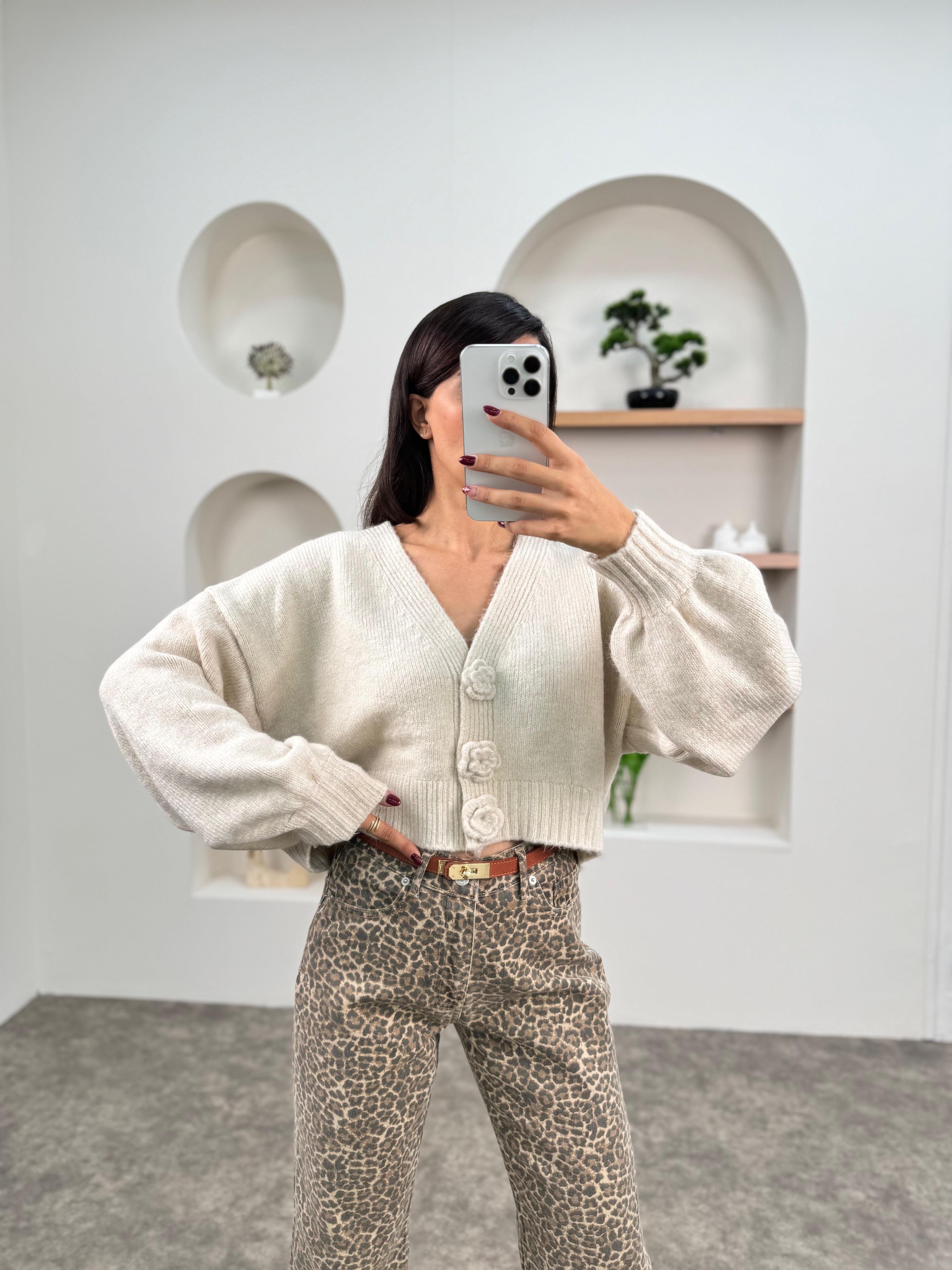 Meda Taş Gül Düğmeli Balon Kol HırkaGausHIRKAGU00903579