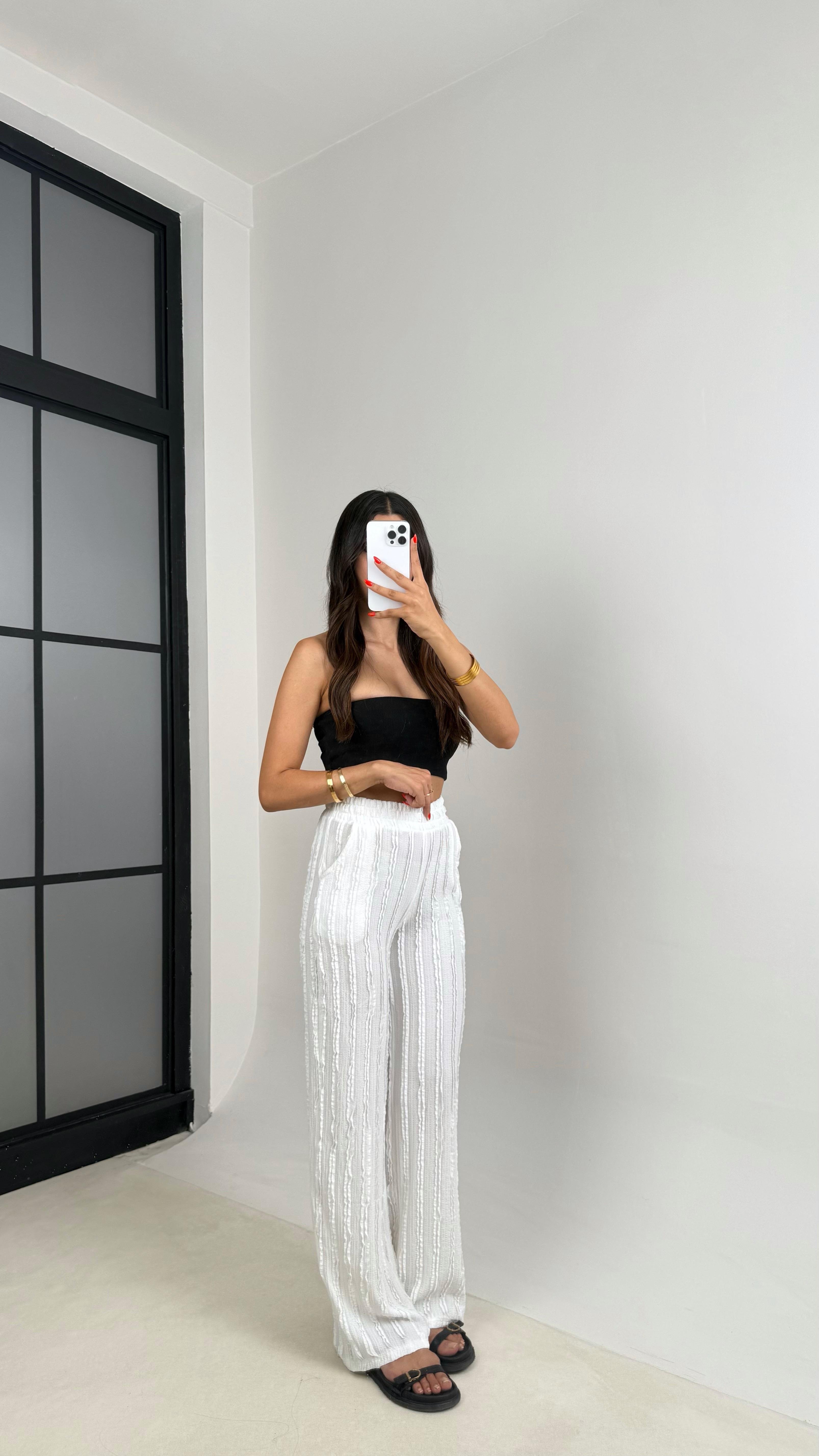 Beyaz Beli Lastikli Krinkıl Kumaş Tasarım Pantolon GAUS-0031GAUSPANTOLONGAUS-0031