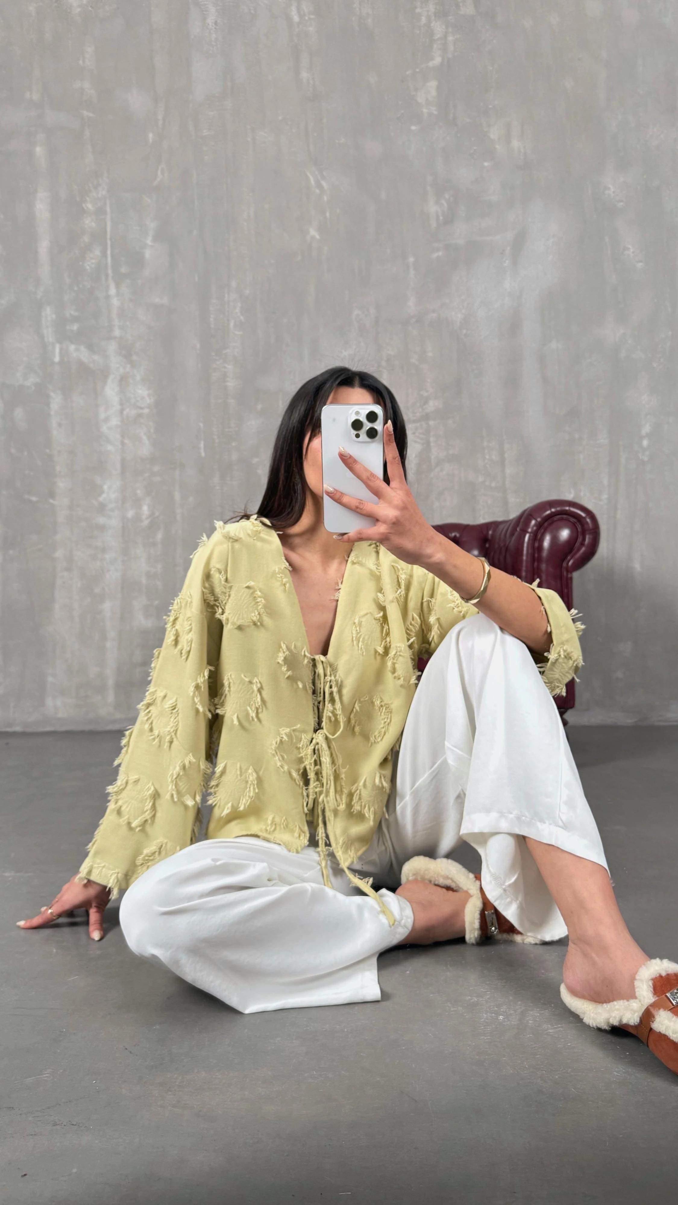 Yeşil Zenit Püskül Detaylı Bağlamalı Keten  Gömlek GAUS-01147GAUSGÖMLEKGAUS-01147