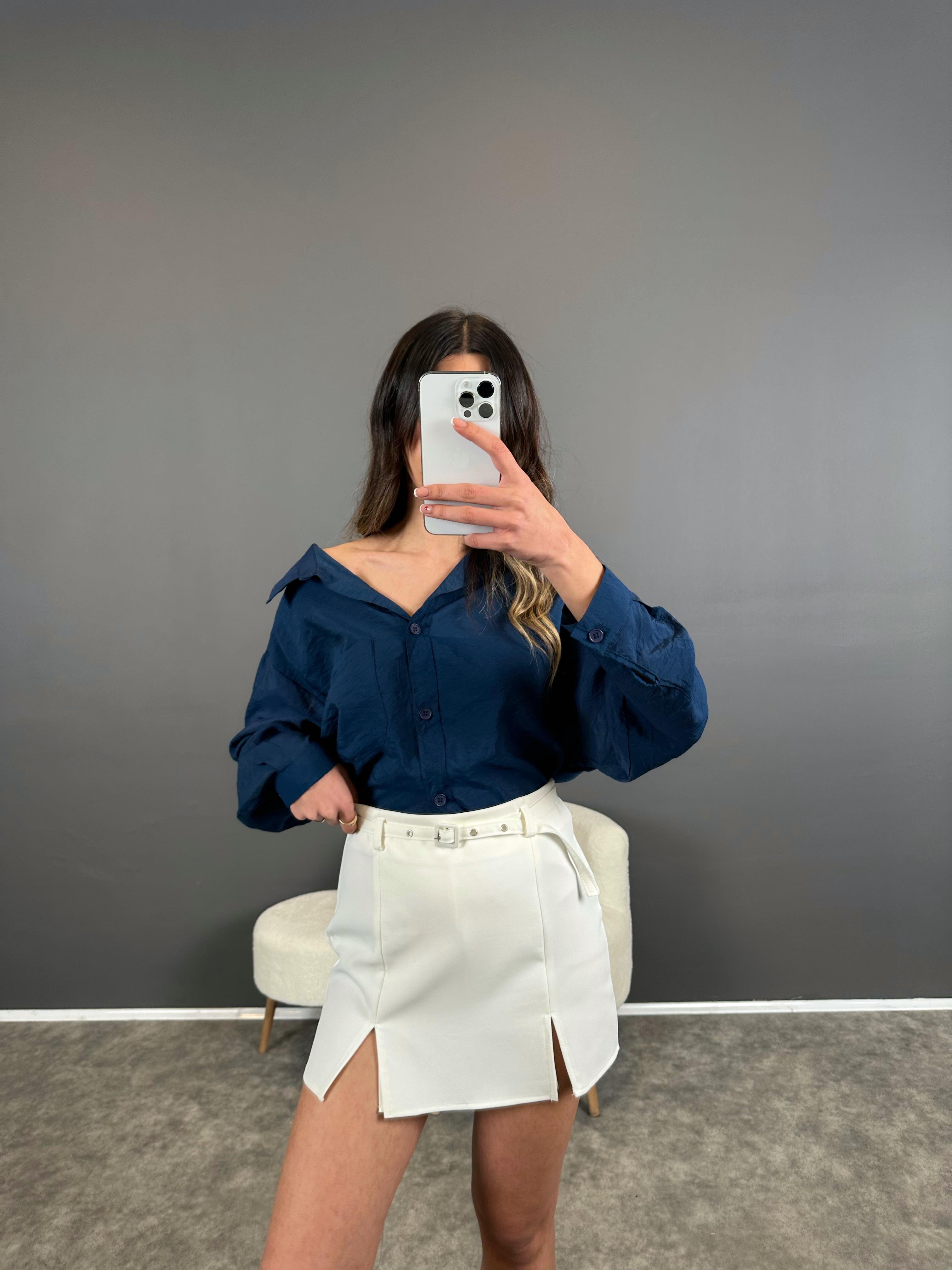 Beyaz Kemerli Mini Şort Etek 