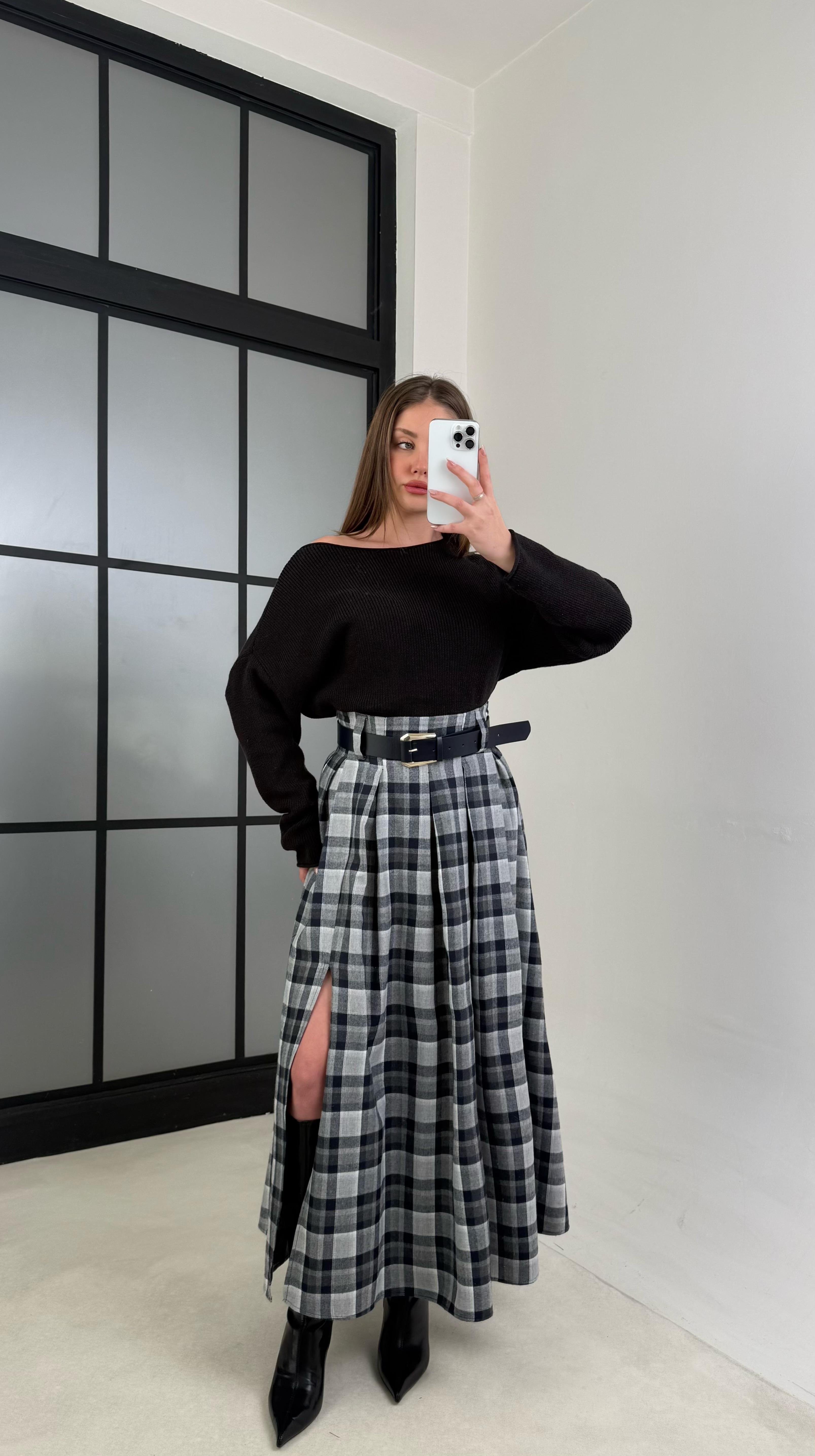 Lacivert Kemerli Yırtmaç Detaylı Ekoseli Etek gaus-01026GAUSSkirtgaus-01026