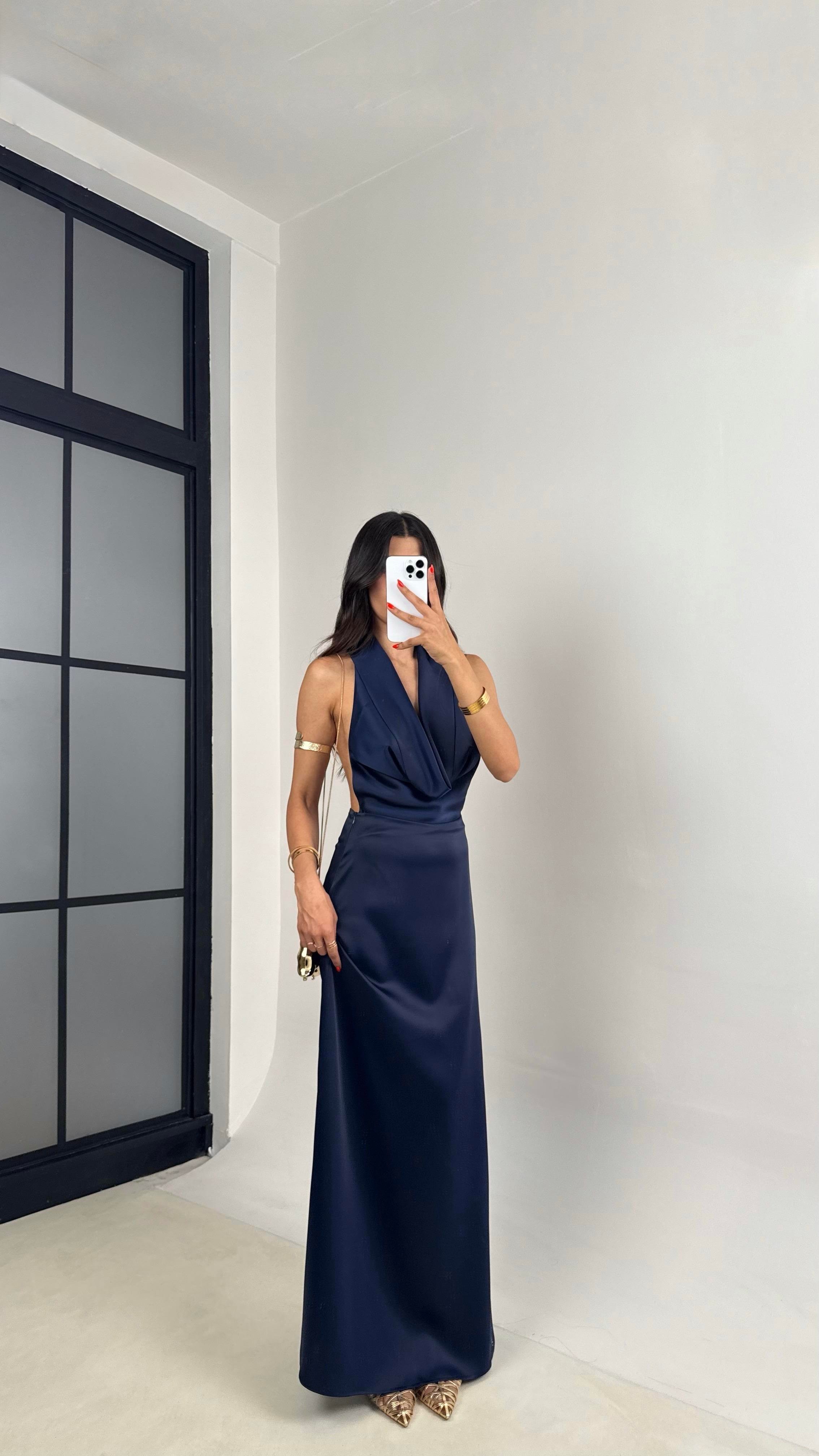 Lacivert Sırt Dekolteli Degaje Yaka Saten Elbise GAUS-002GAUSELBİSEGAUS-002