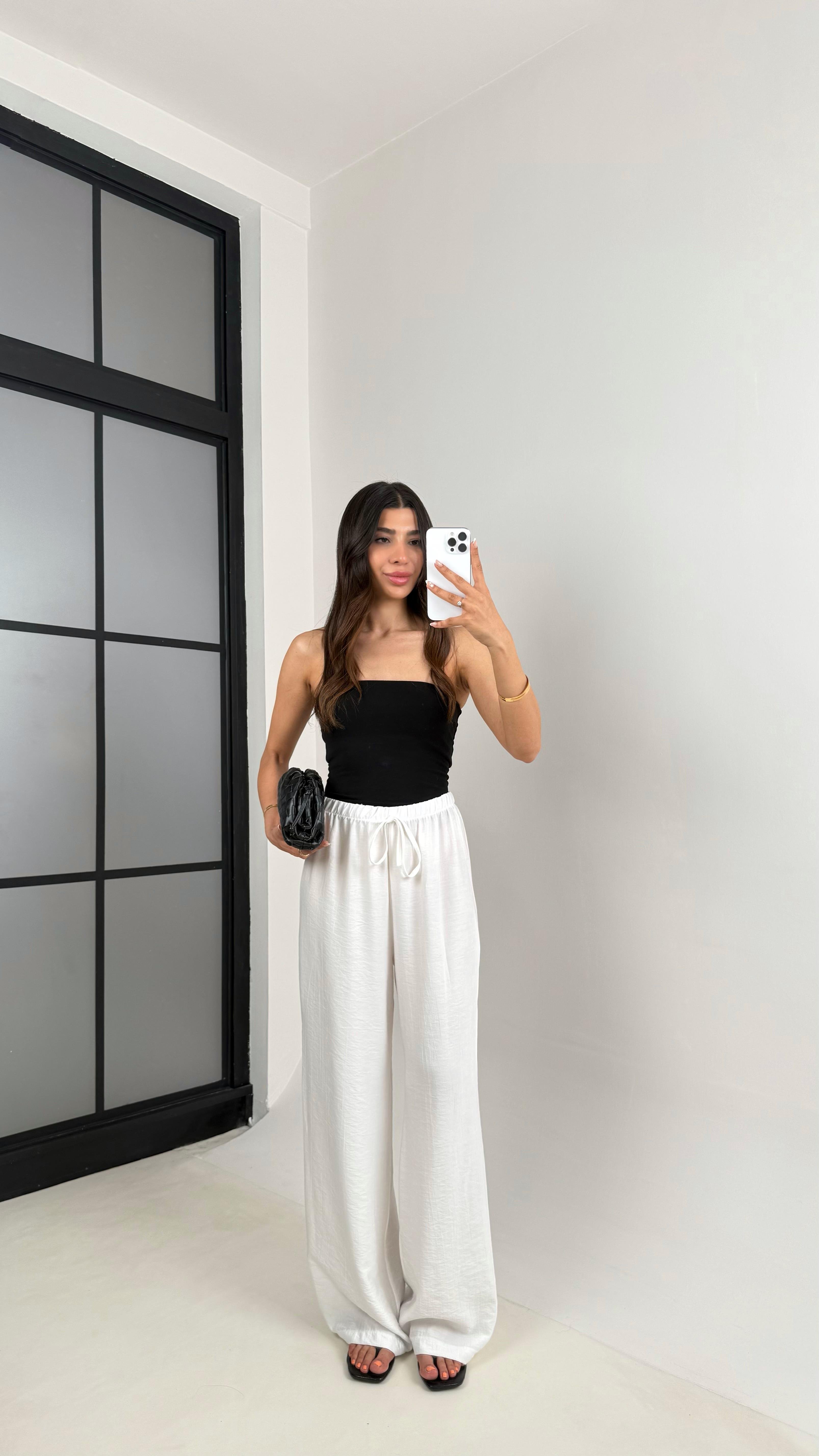 Beyaz Beli Lastikli Çilek Kumaş Pantolon Gaus00571GausPANTOLONGU1002332