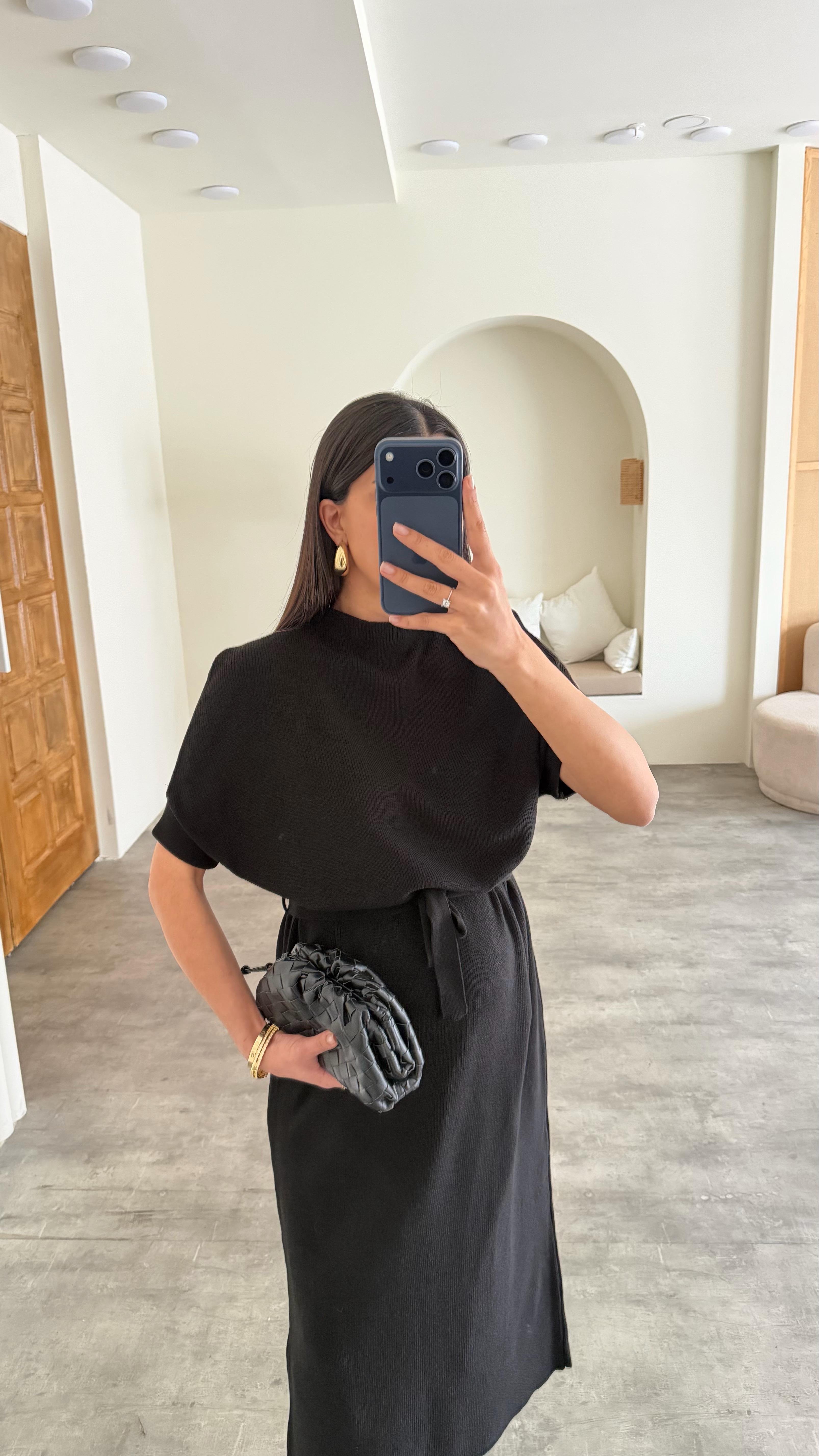 Siyah Kuşaklı Triko Midi Elbise GAUS-01169GAUSELBİSEGAUS-01169