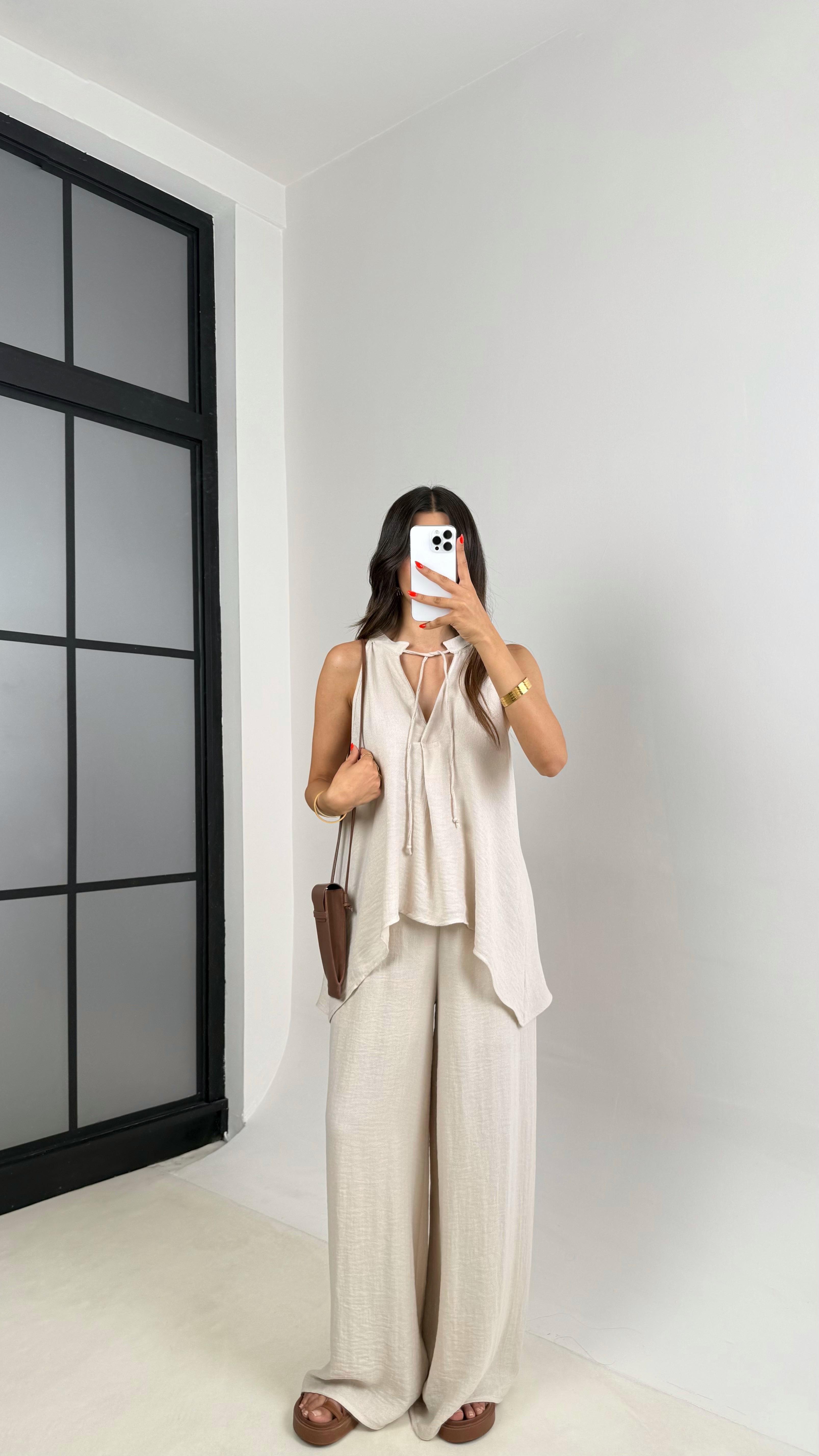 Taş Boyundan Bağlamalı Asimetrik Bluz Beli Lastikli Pantolon GAUS-003GAUSTAKIMGAUS-003