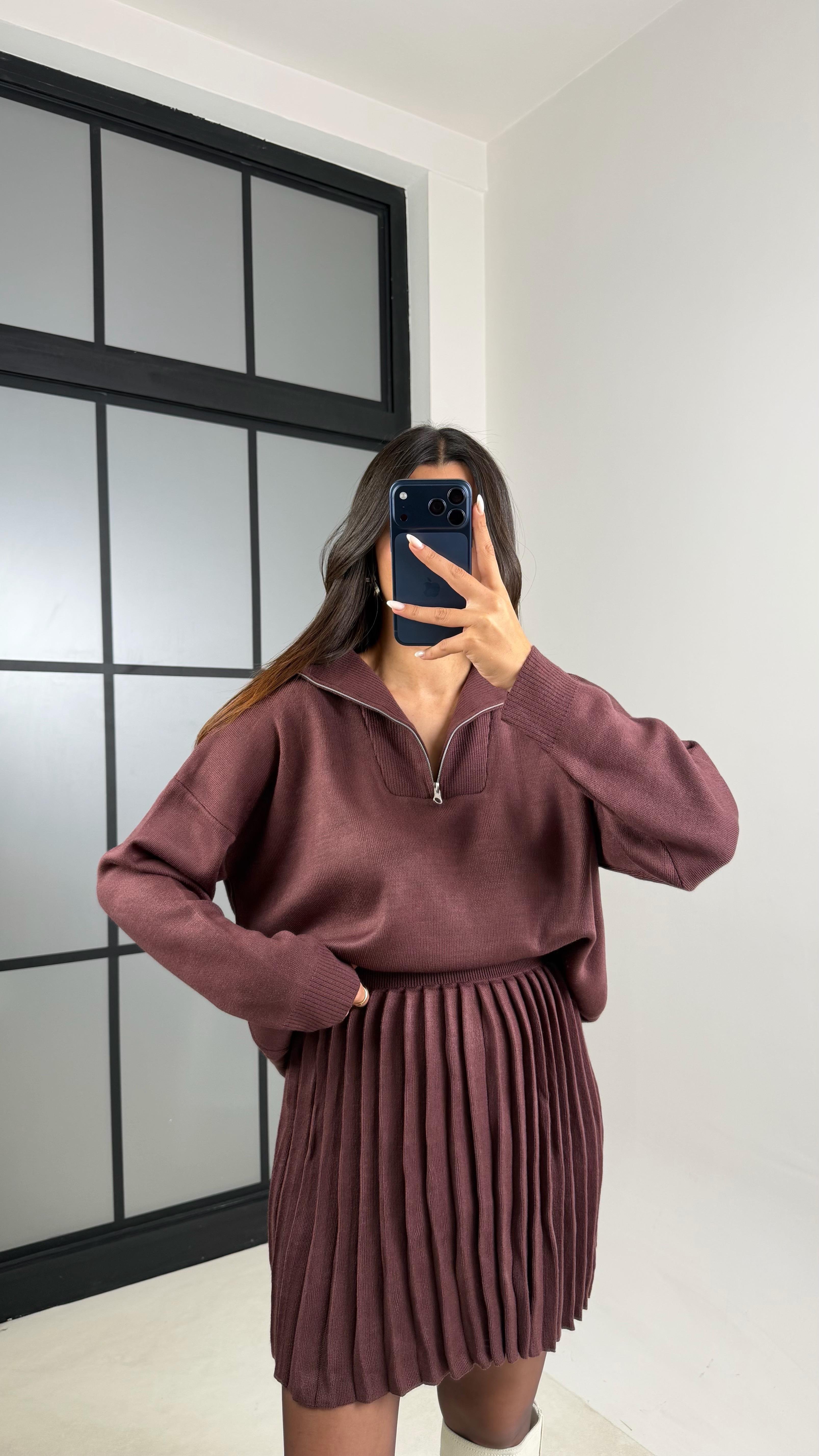 Bordo Yakası Fermuarlı Kazak Beli Lastikli Pileli Etek Triko Takım GAUS-00204GAUSTAKIMGAUS-00204