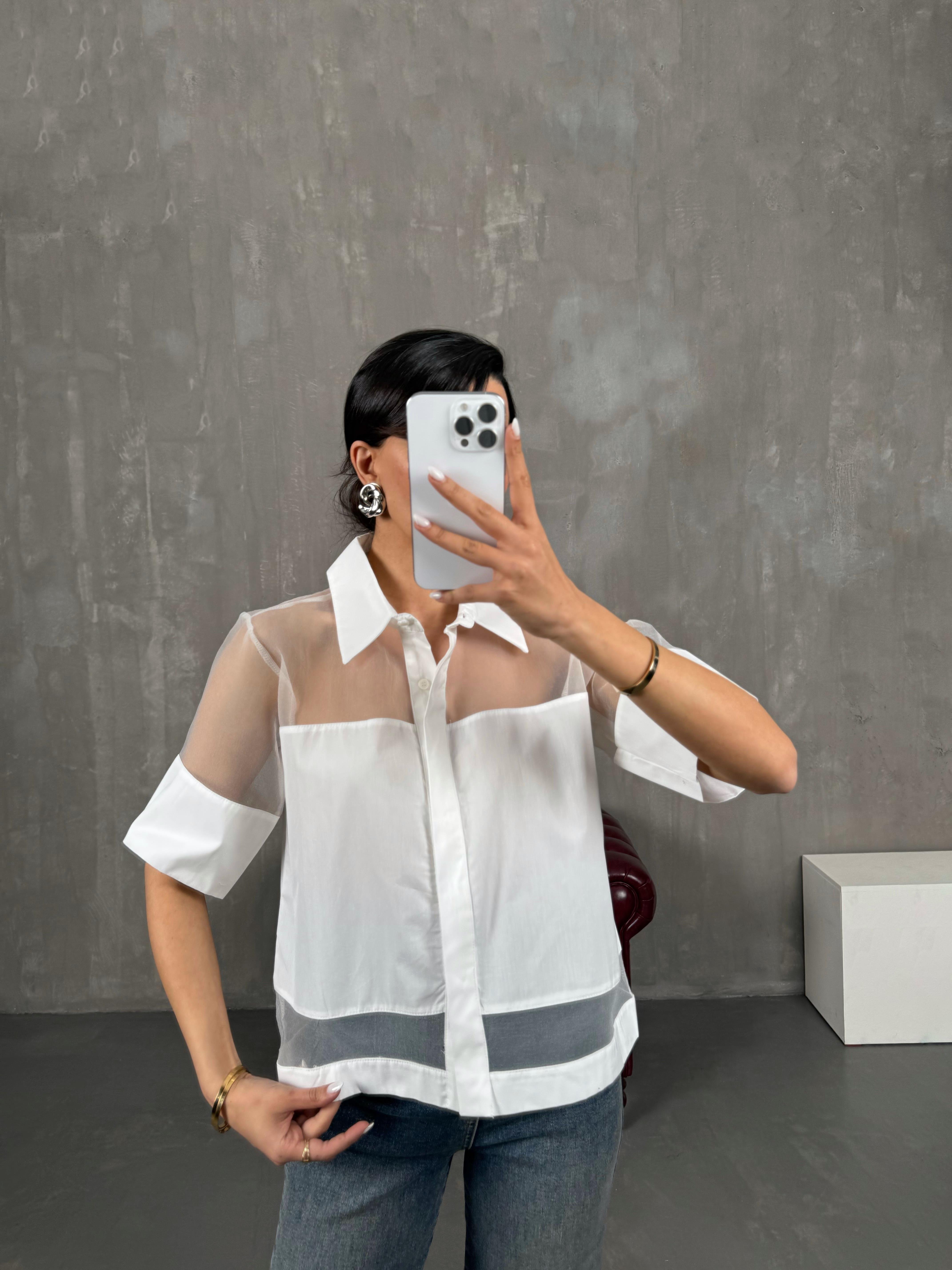 قميص أبيض بأكمام قصيرة وتفاصيل شفافة Gaus00040