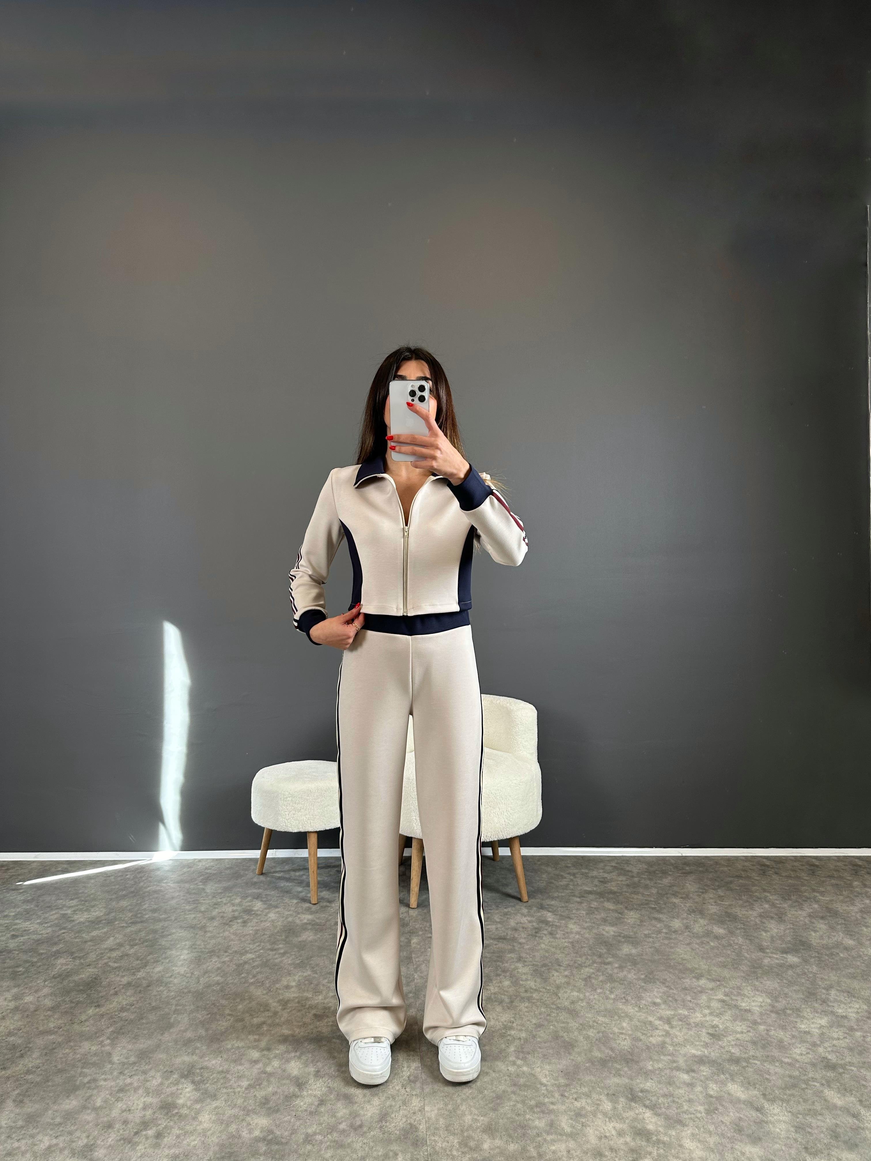 Motta Krem Model Şeritli İkili TakımGausTAKIMGU004255