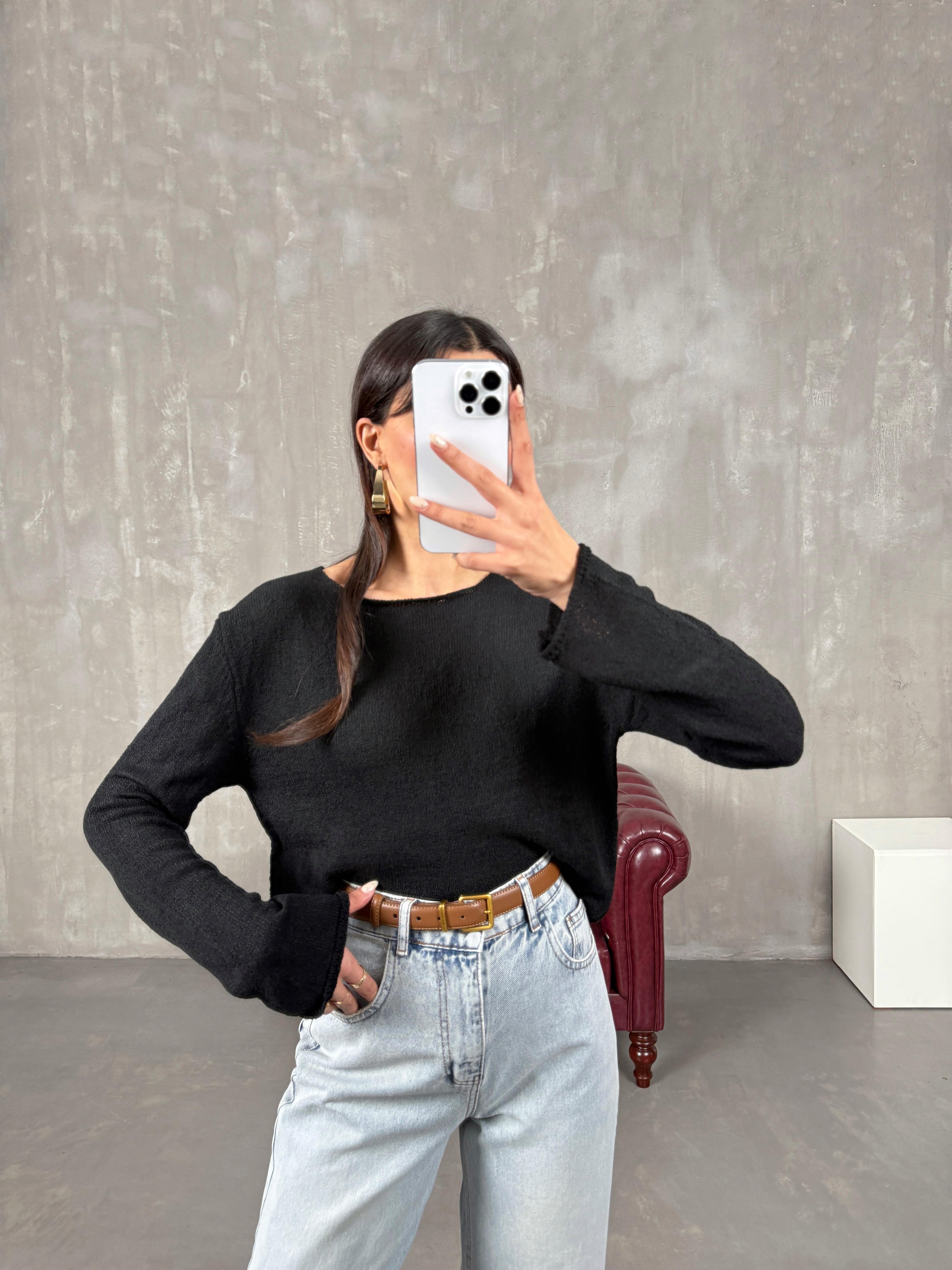 نيبرا تريكو رقيق أسود مُعادل لإم دي