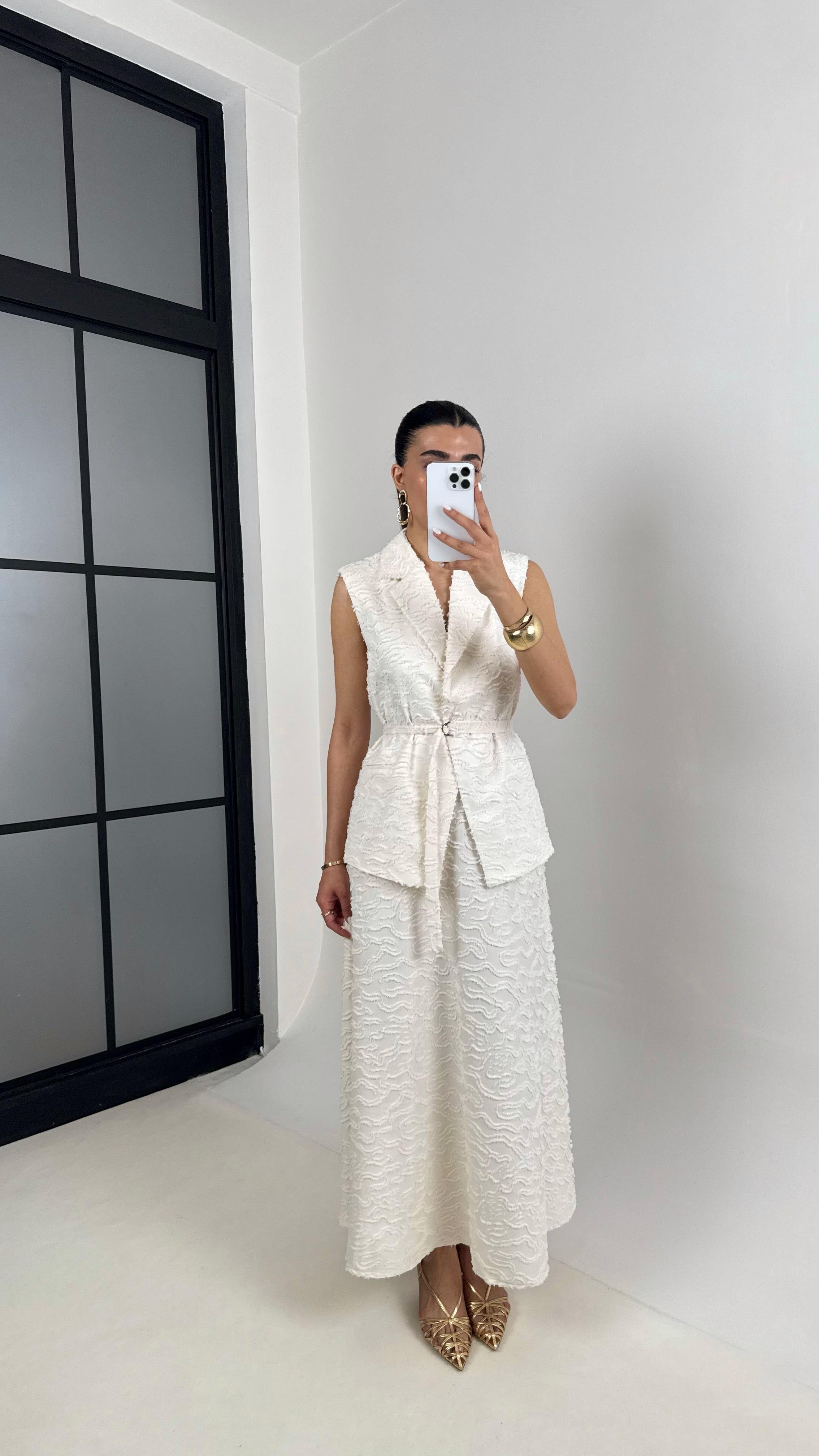 Ekru Önü Düğmeli Yelekli Etek Muadil Tasarım Takım Gaus00423GausTAKIMGU1001988