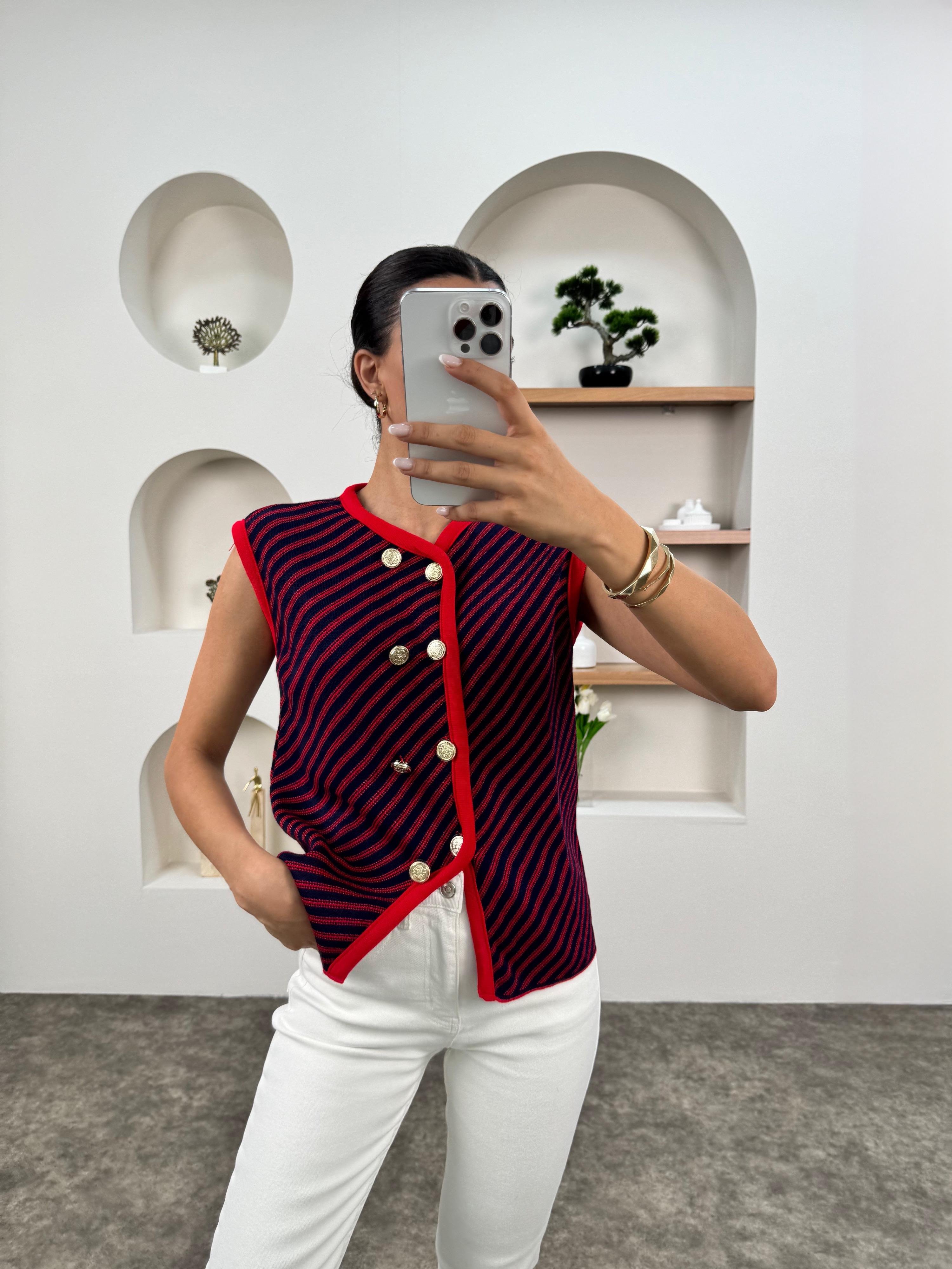 Loza Kırmızı Çizgili Düğmeli YelekGausYELEKGU00903465