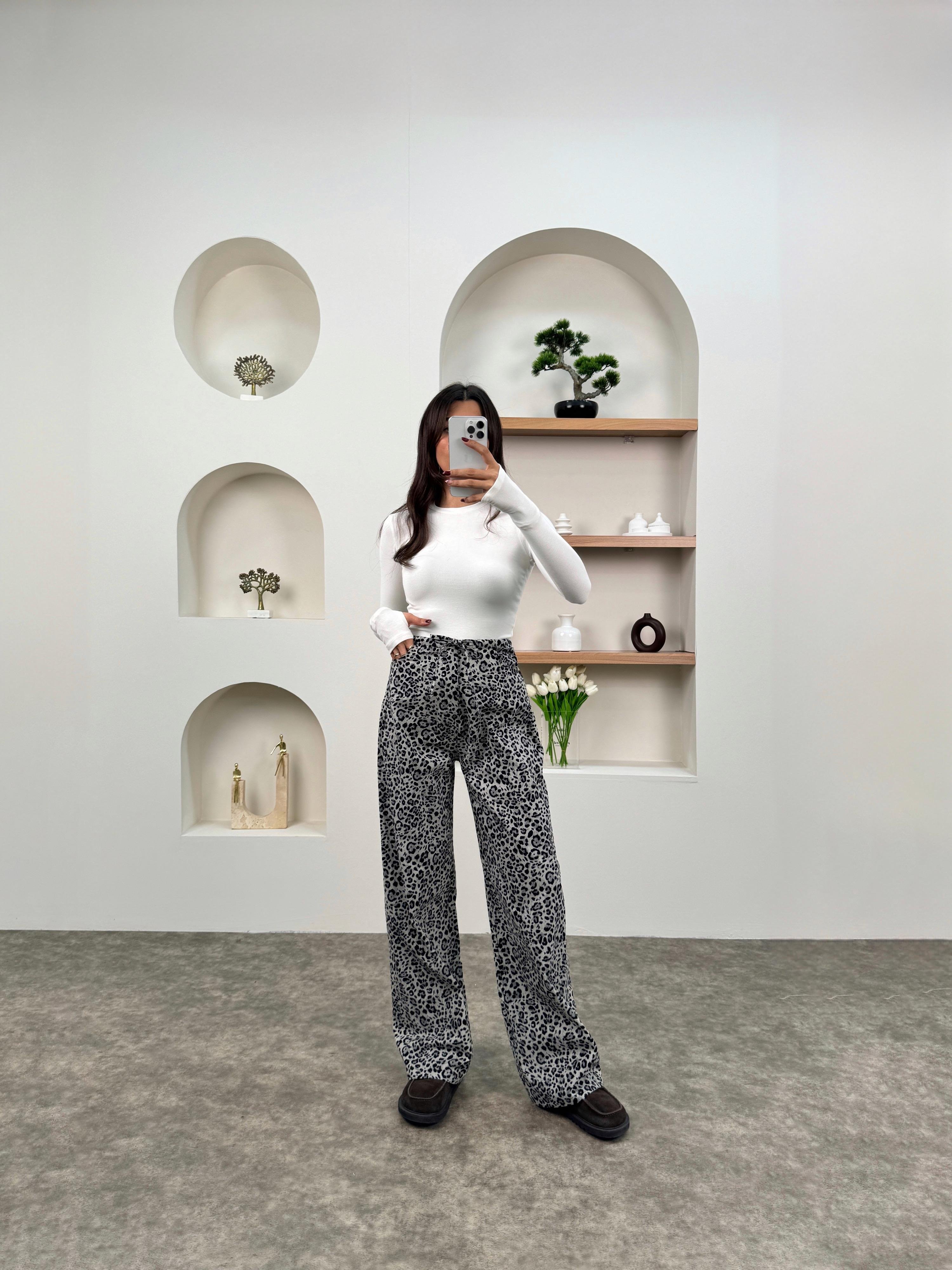Regan Gri Leoparlı Önden Bağlamalı PantolonGausPANTOLONGU00903642