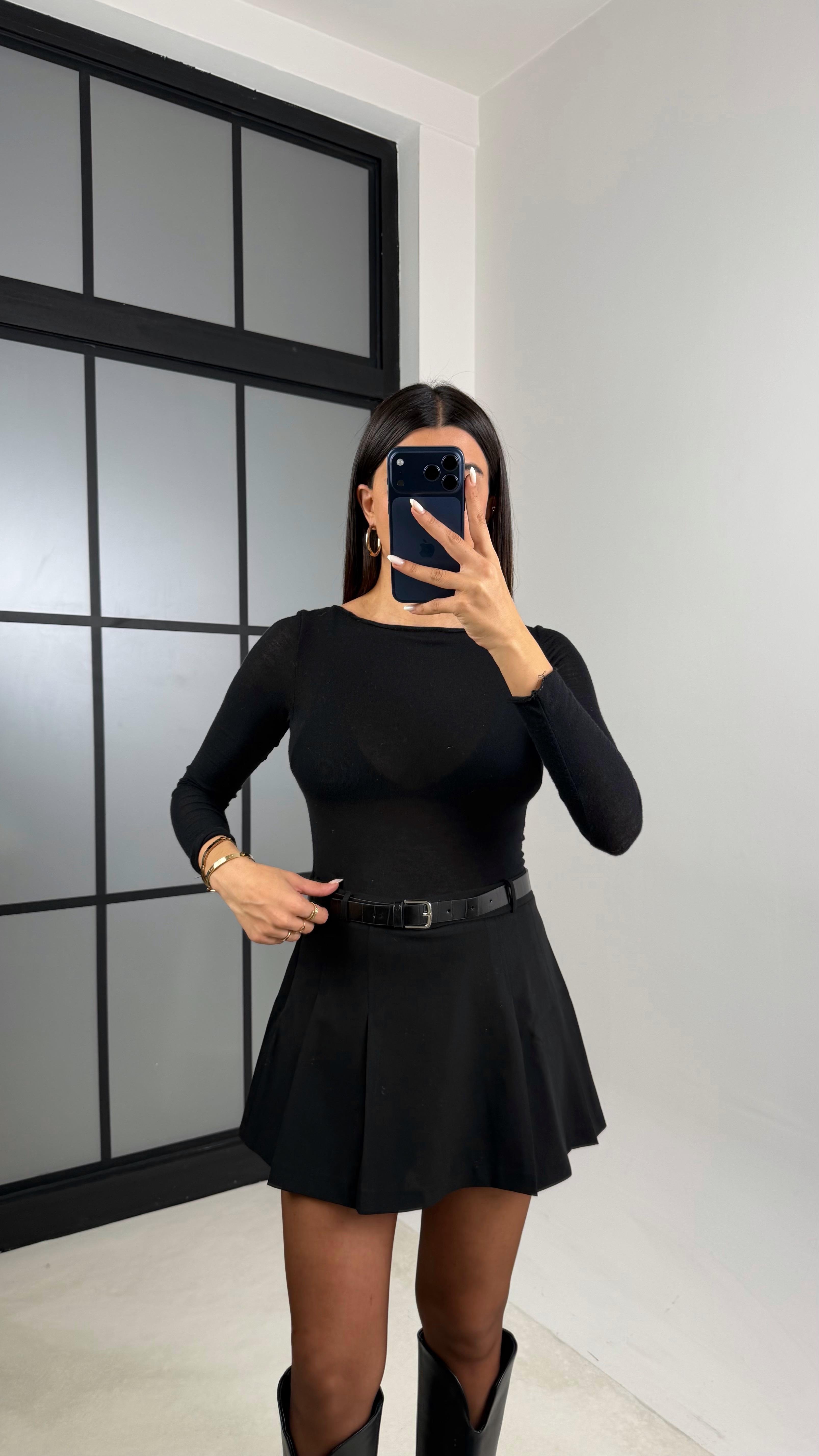 Siyah Pileli Şort Etek GAUS-00567GAUSETEKGAUS-00567