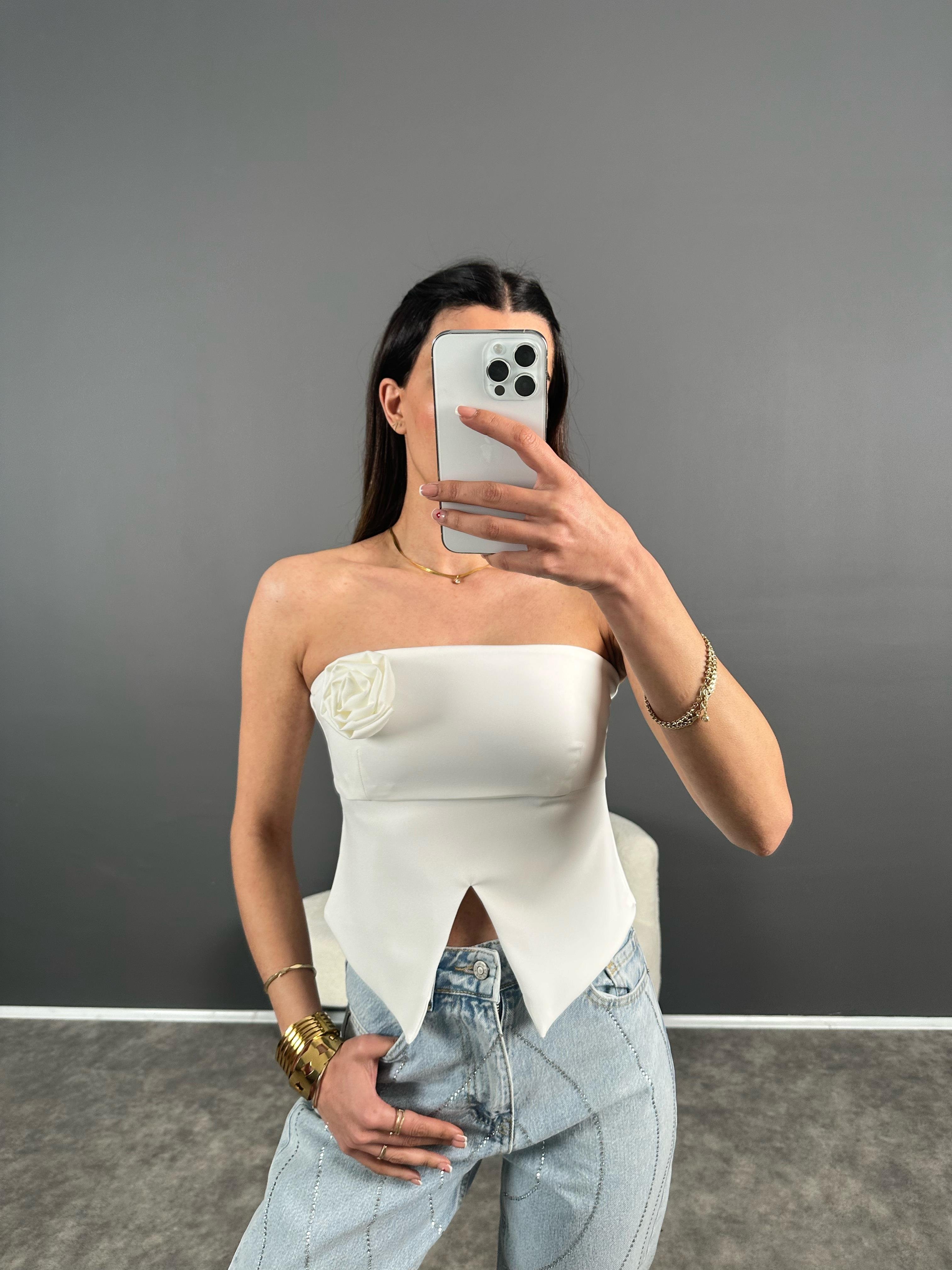 Ekru Gül Detaylı Arkası Fermuarlı Straplez