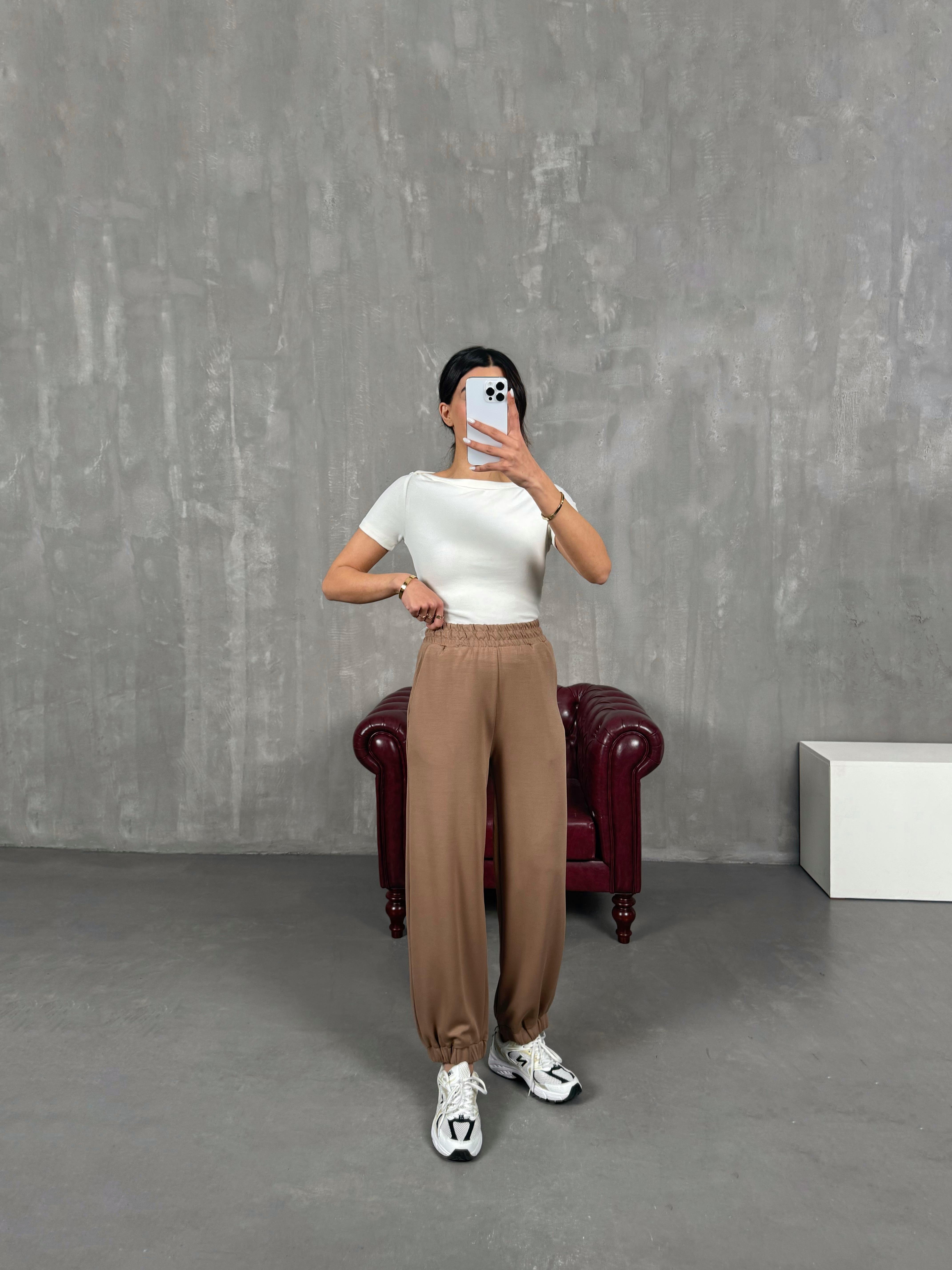 إيسولده بنطلون لون بني قماش مودال بريميوم بساق مطاطية