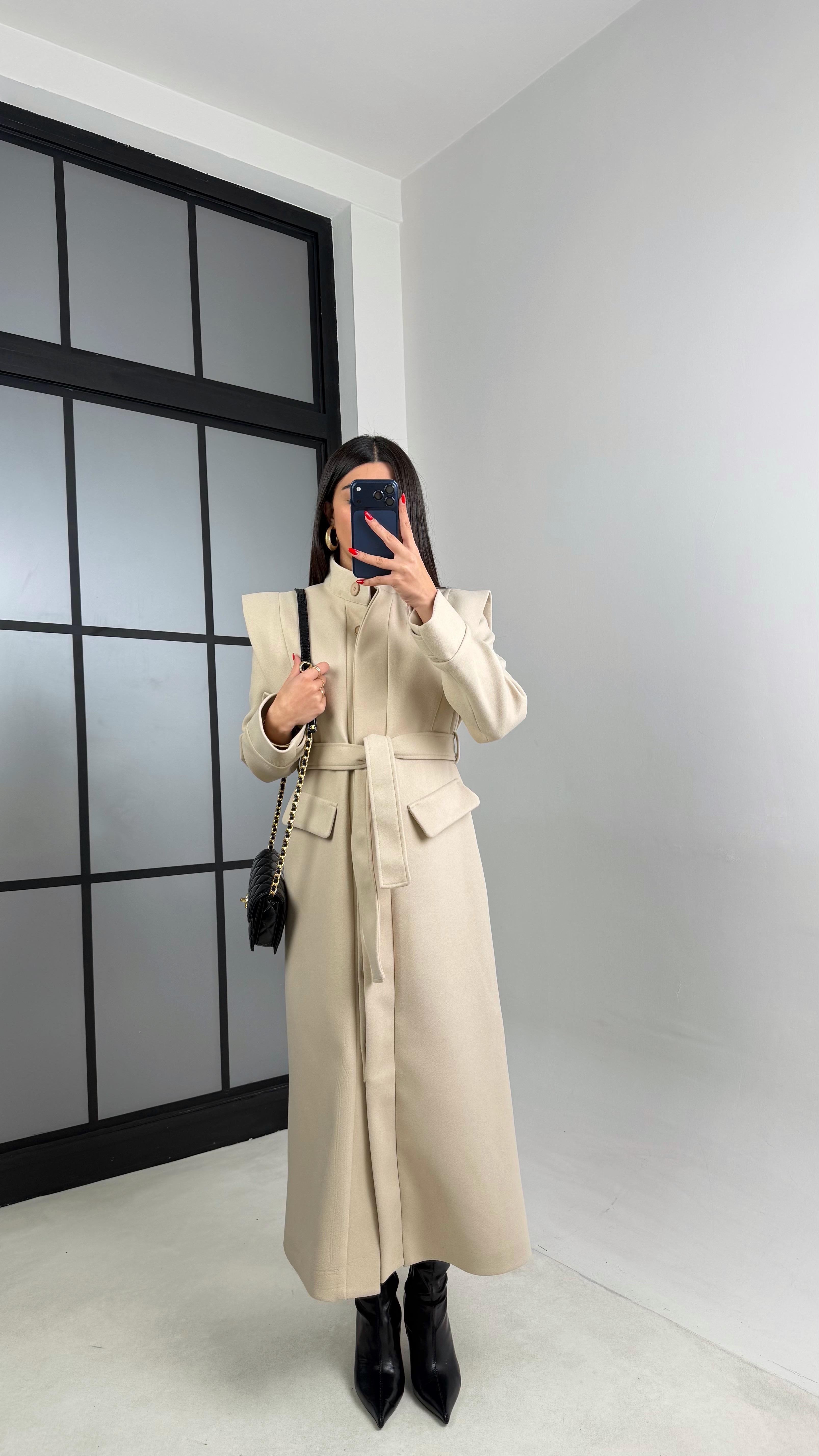 Taş Astarlı Kuşaklı Cep Detaylı Premium Kaşe Kaban GAUS-00963GAUSKABANGAUS-00963