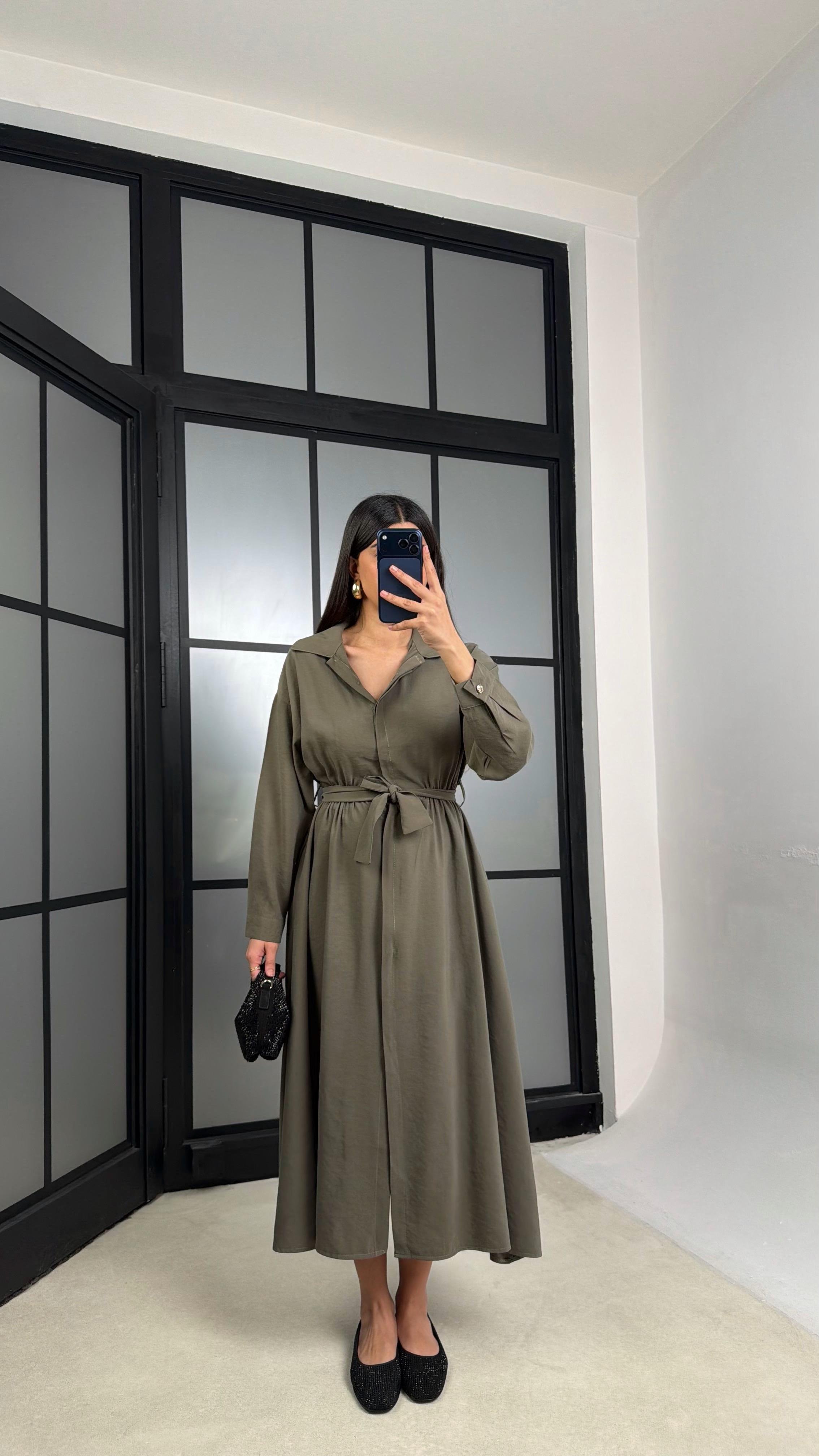 Haki Beli Lastikli Kuşaklı Tencel Elbise GAUS-01286GAUSELBİSEGAUS-01286