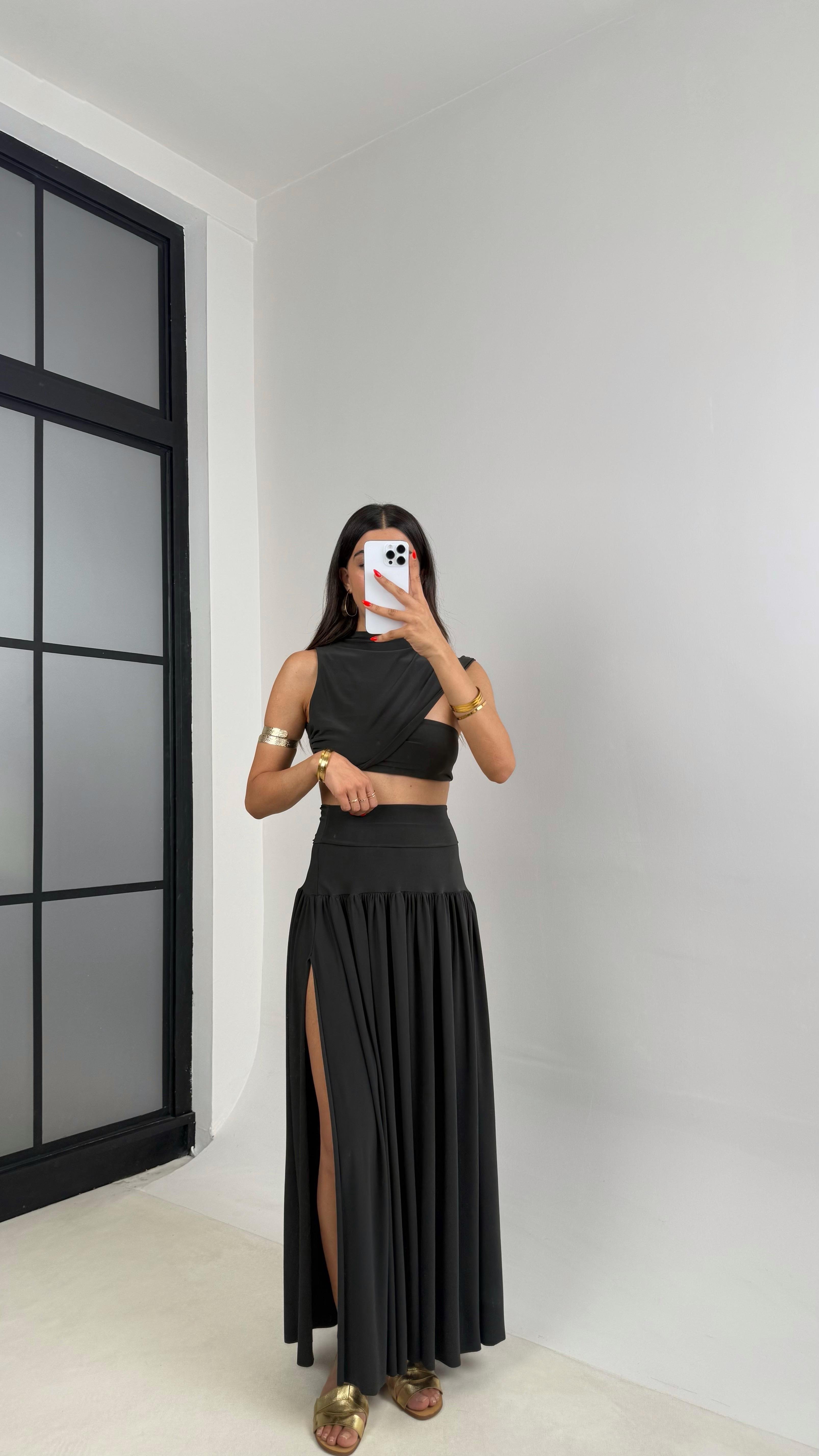 Haki Sandy Kumaş Yırtmaçlı Etek Crop Takım GAUS-0049GAUSTAKIMGAUS-0049