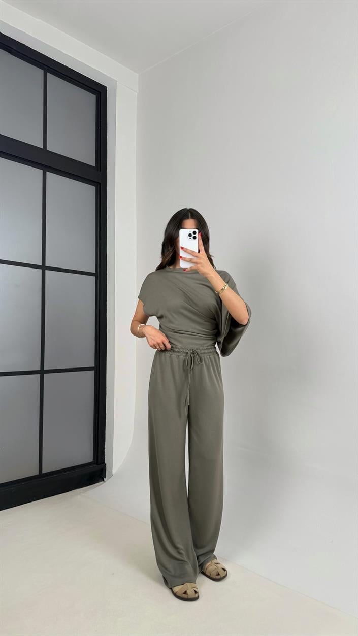 Haki Yarasa Kol Bluz Beli Lastikli Pantolon Tasarım Modal Kumaş Takım GAUS-01251GAUSTAKIMGAUS-01251