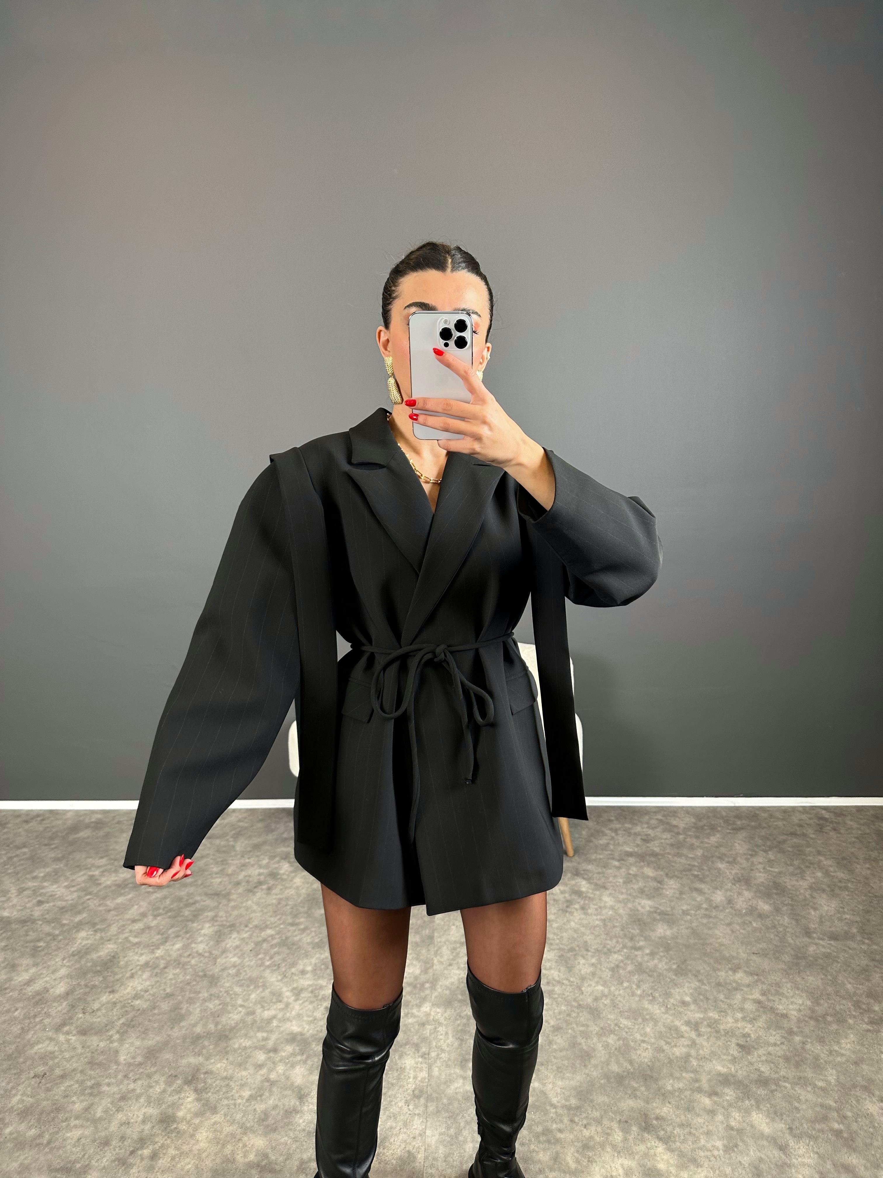 Anis Premium Siyah Çizgili Bağlamalı Astarlı Blazer Ceket 