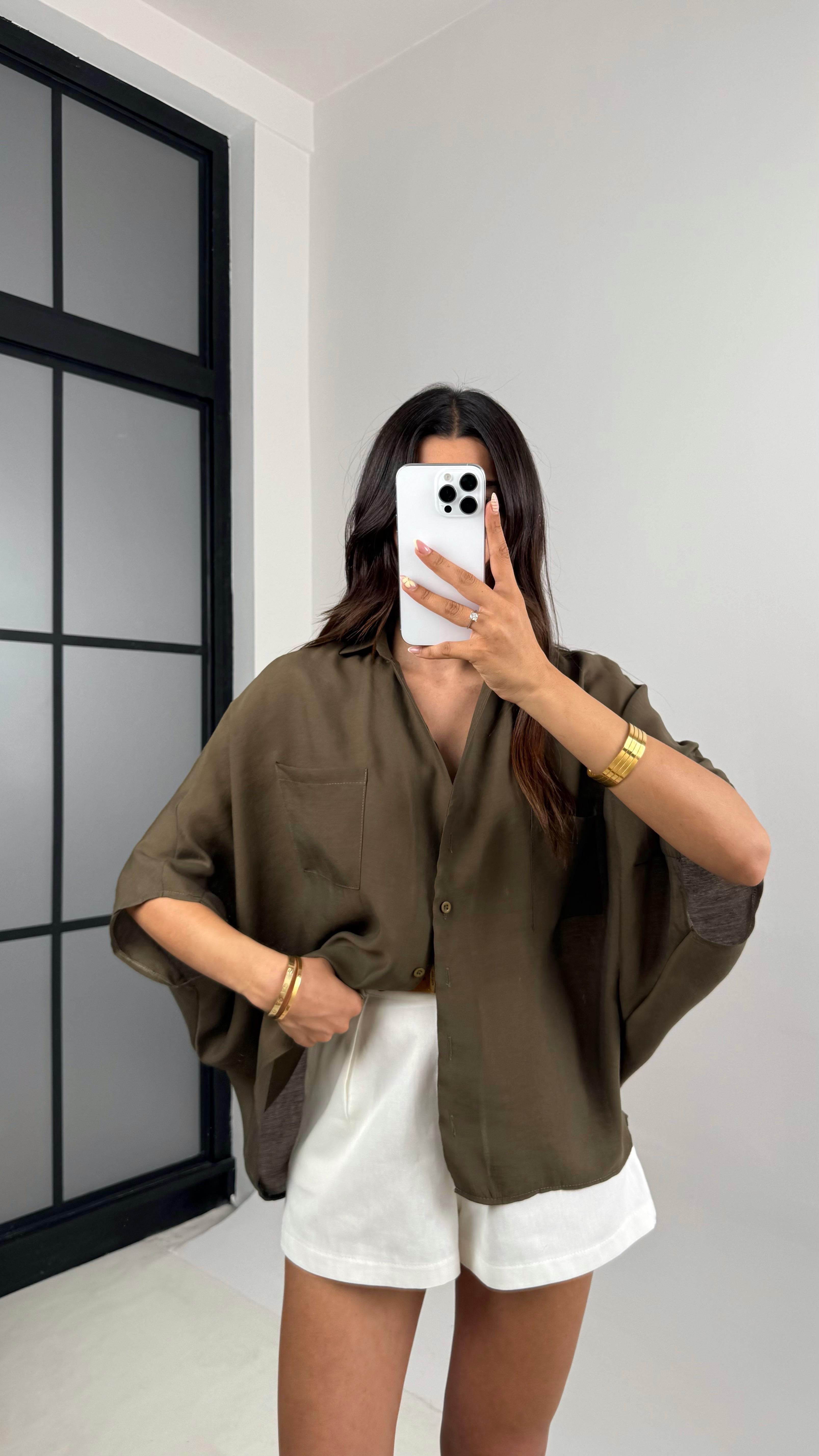 Haki Cep Detaylı Basic Gömlek Gaus00679Gaus القمصان GU1002566