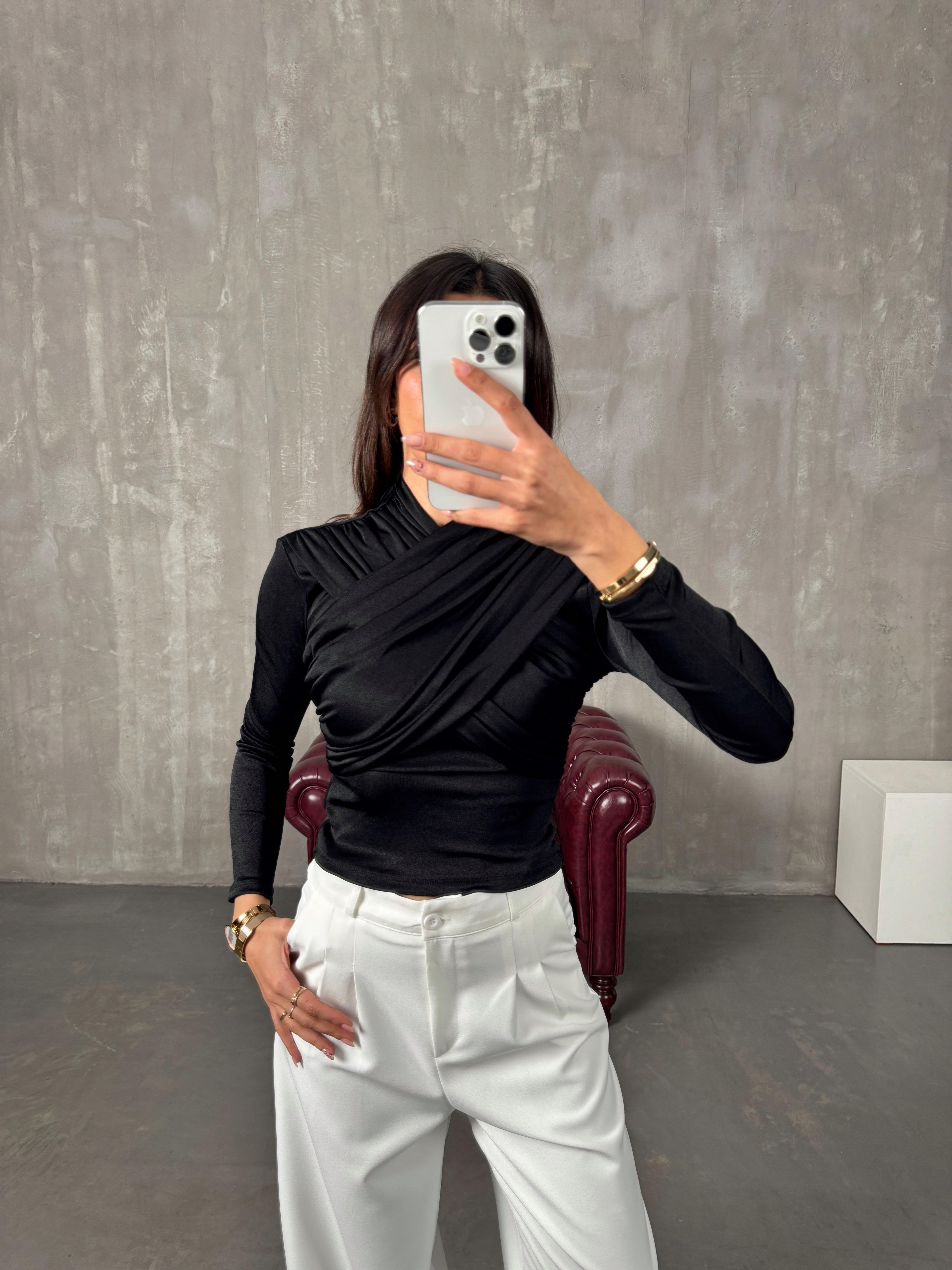 Visy Siyah Degajeli Tasarım Bluz