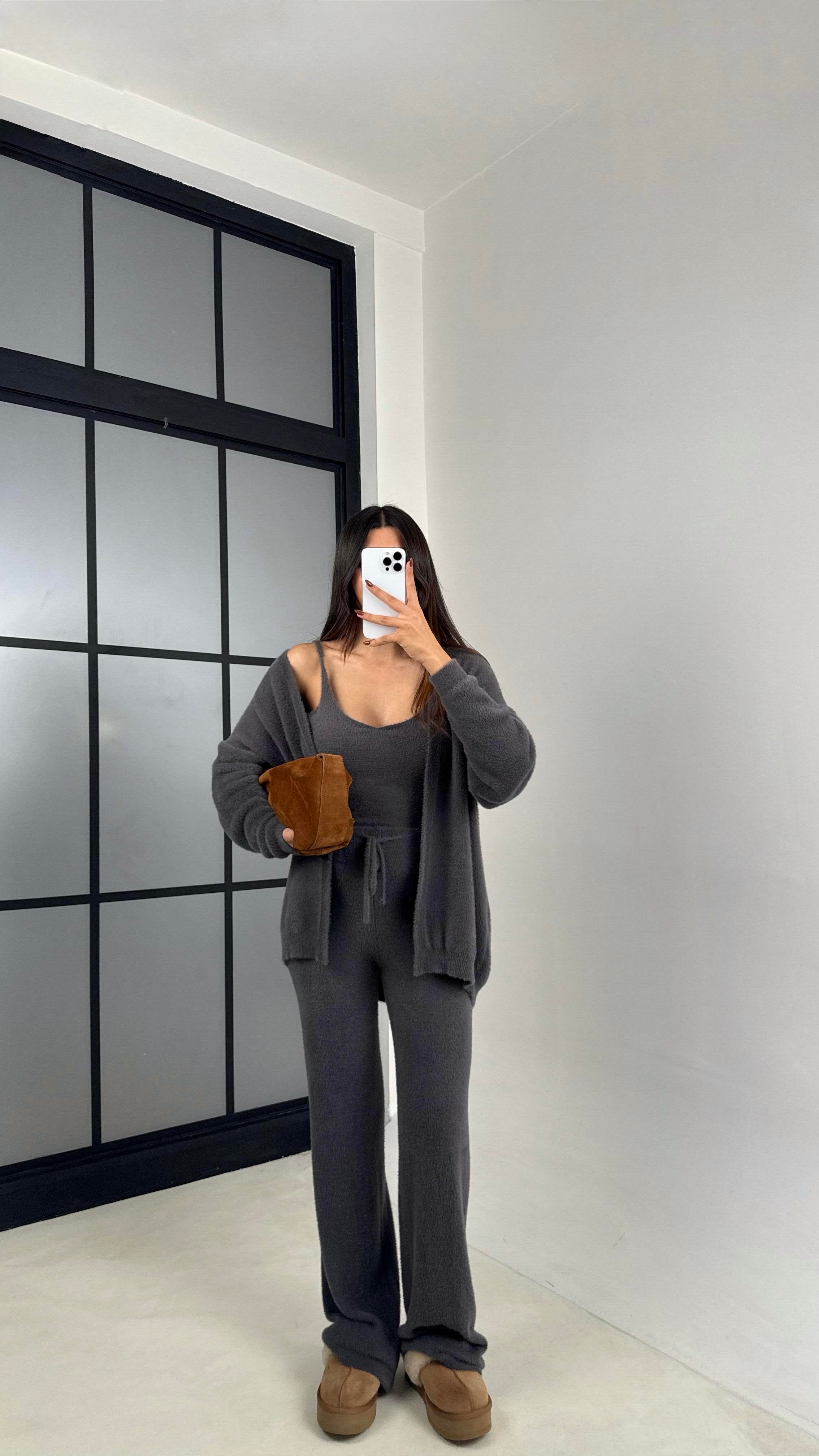 Antrasit 3'lü Peluş Tüylü Takım GAUS-00441GAUSTAKIMGAUS-00441