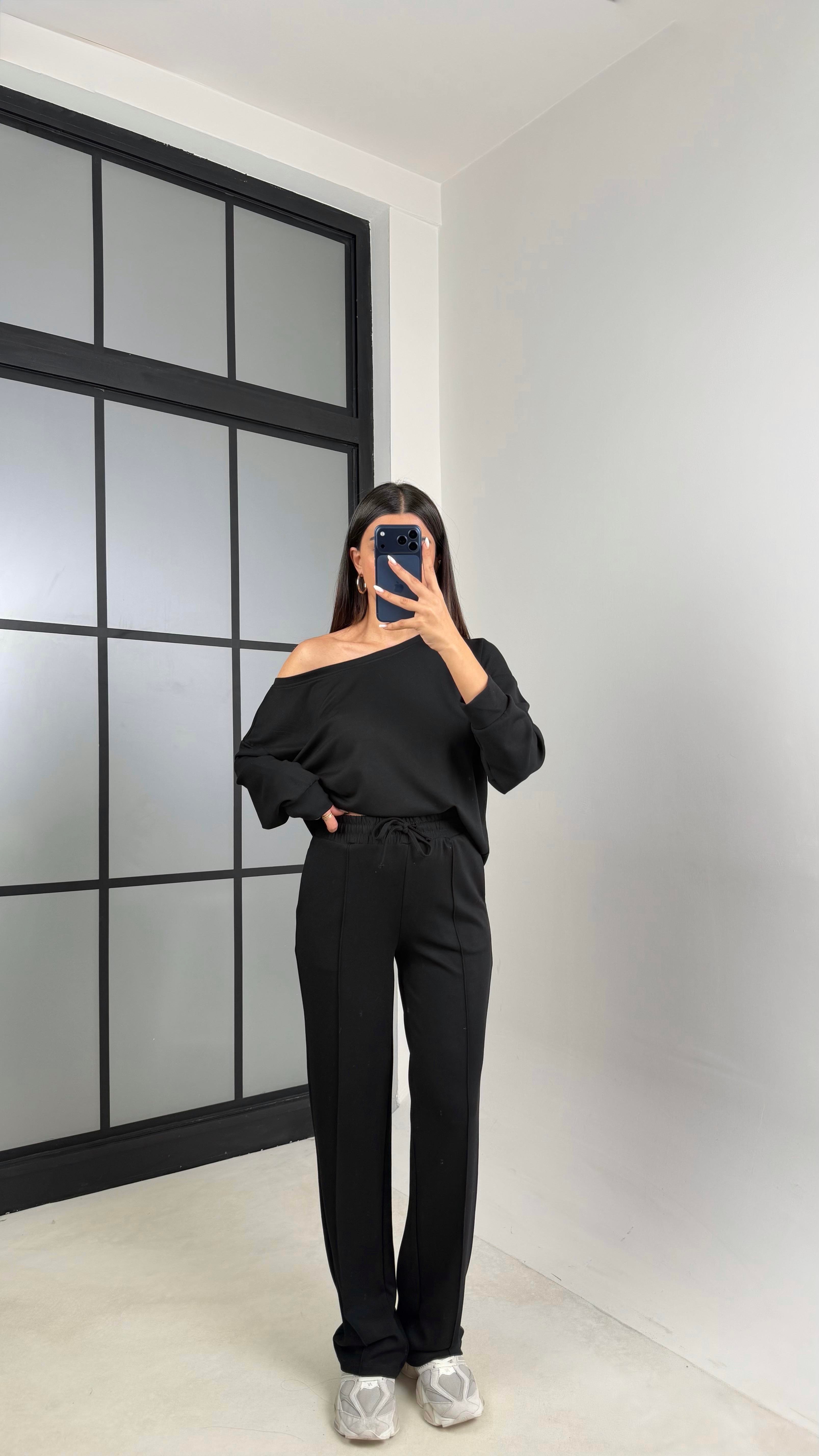 Siyah Asimetrik Yaka Beli Lastikli Çımalı Pantolon Modal Kumaş Takım GAUS-00629GAUSTAKIMGAUS-00629