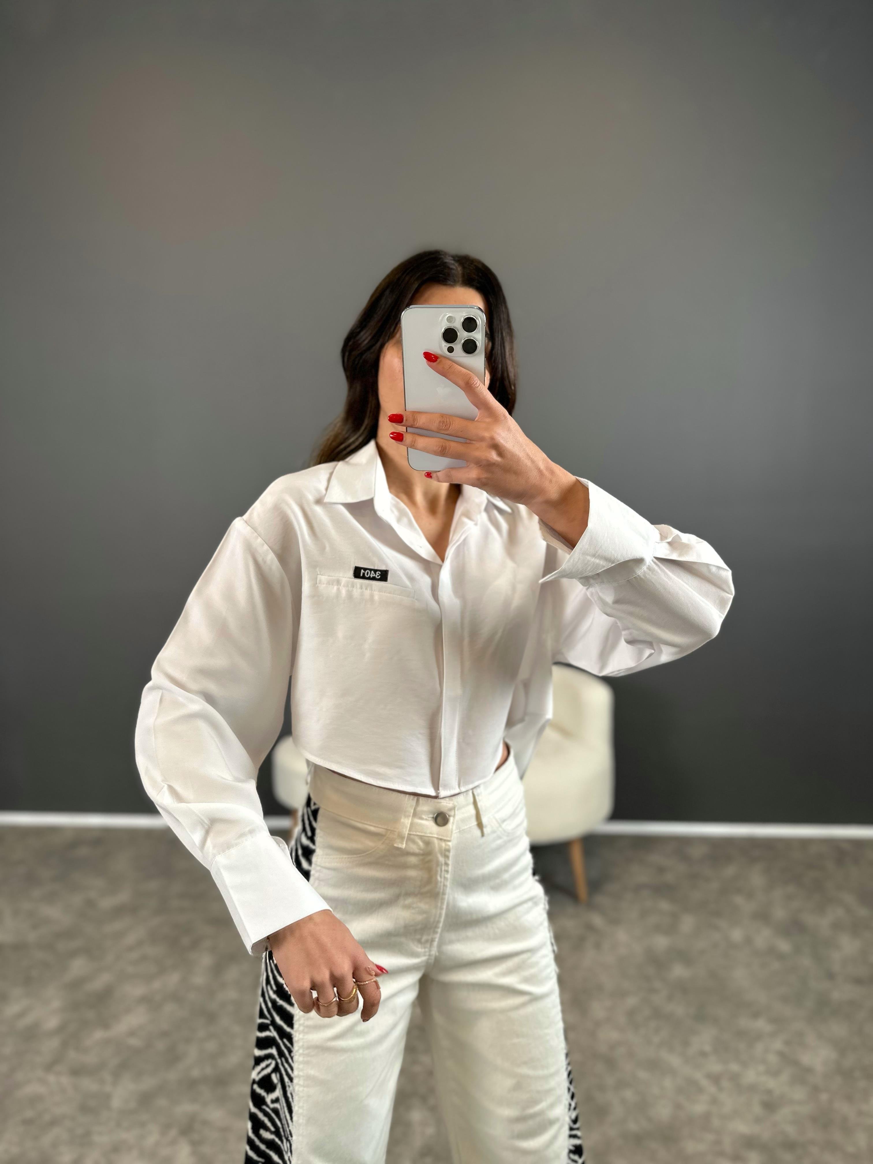 Cardi Beyaz Baskılı Crop Gömlek