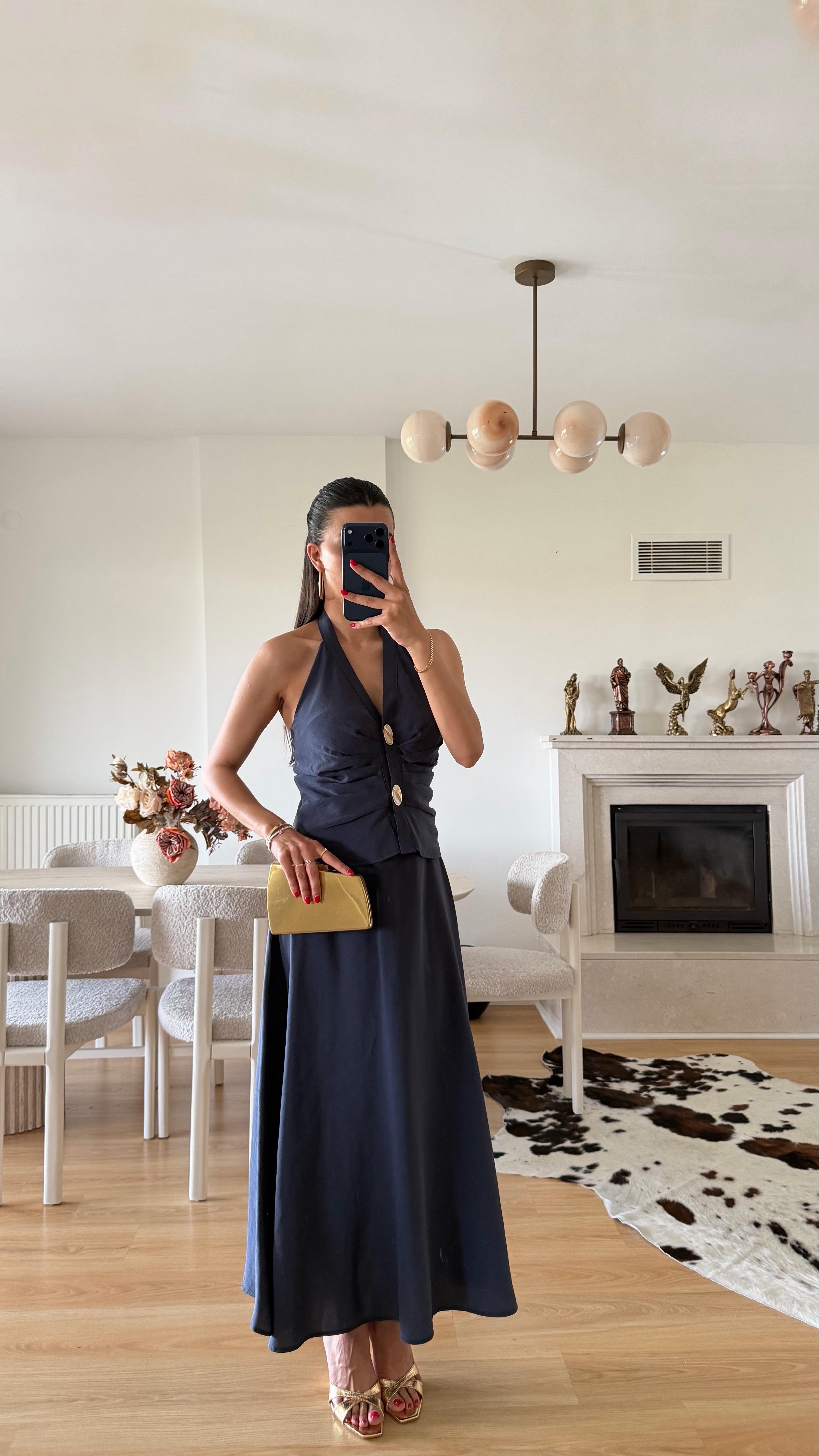 Lacivert Halter Yaka Gold Toka Detaylı Bluz Etek İkili Premium Takım GAUS-01631GAUSTAKIMGAUS-01631
