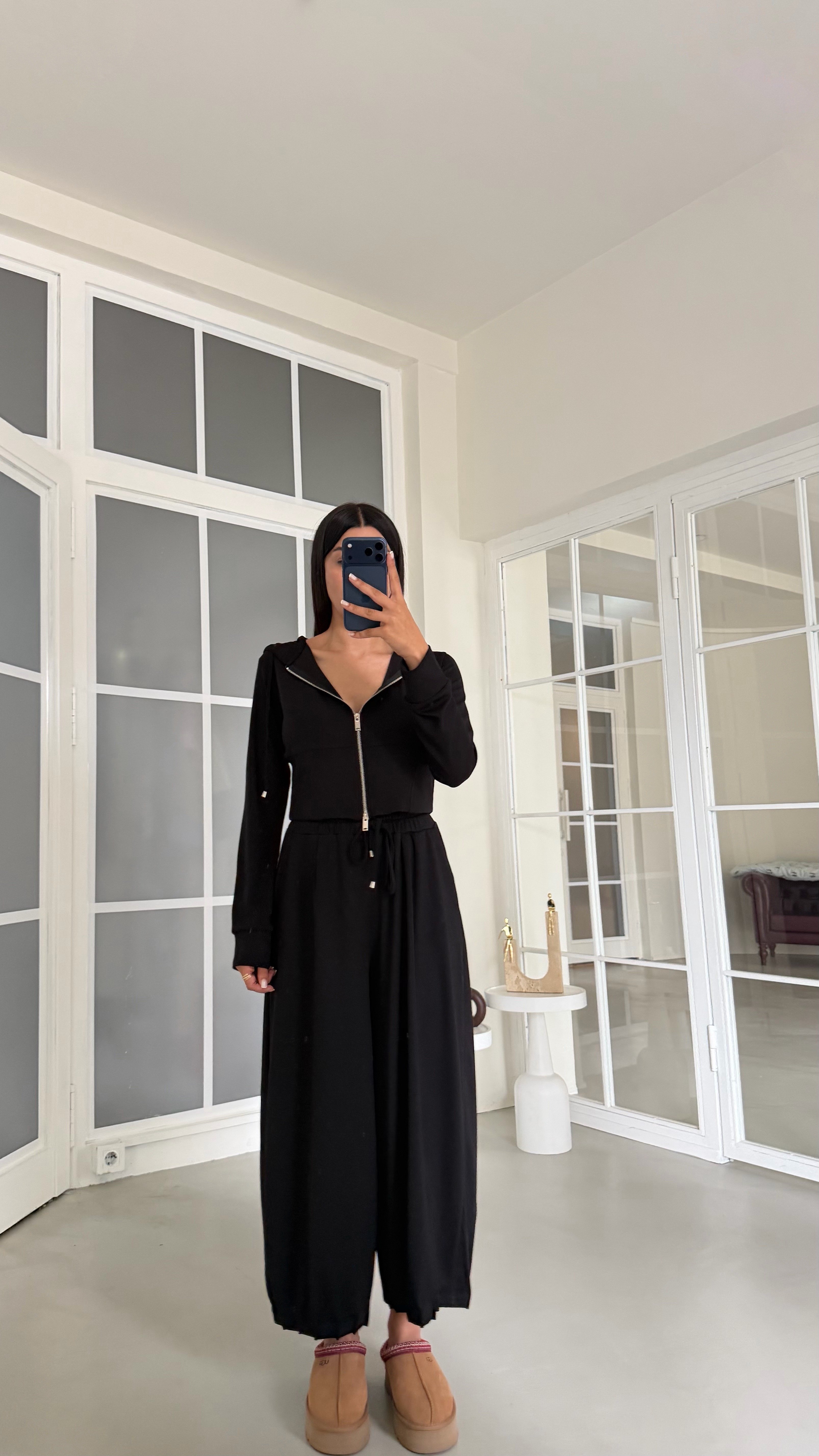 Siyah Kapüşonlu Hırka Beli Lastikli Geniş Paça Pantolon İkili OYS Modal Kumaş Takım GAUS-02152GAUSTAKIMGAUS-02152