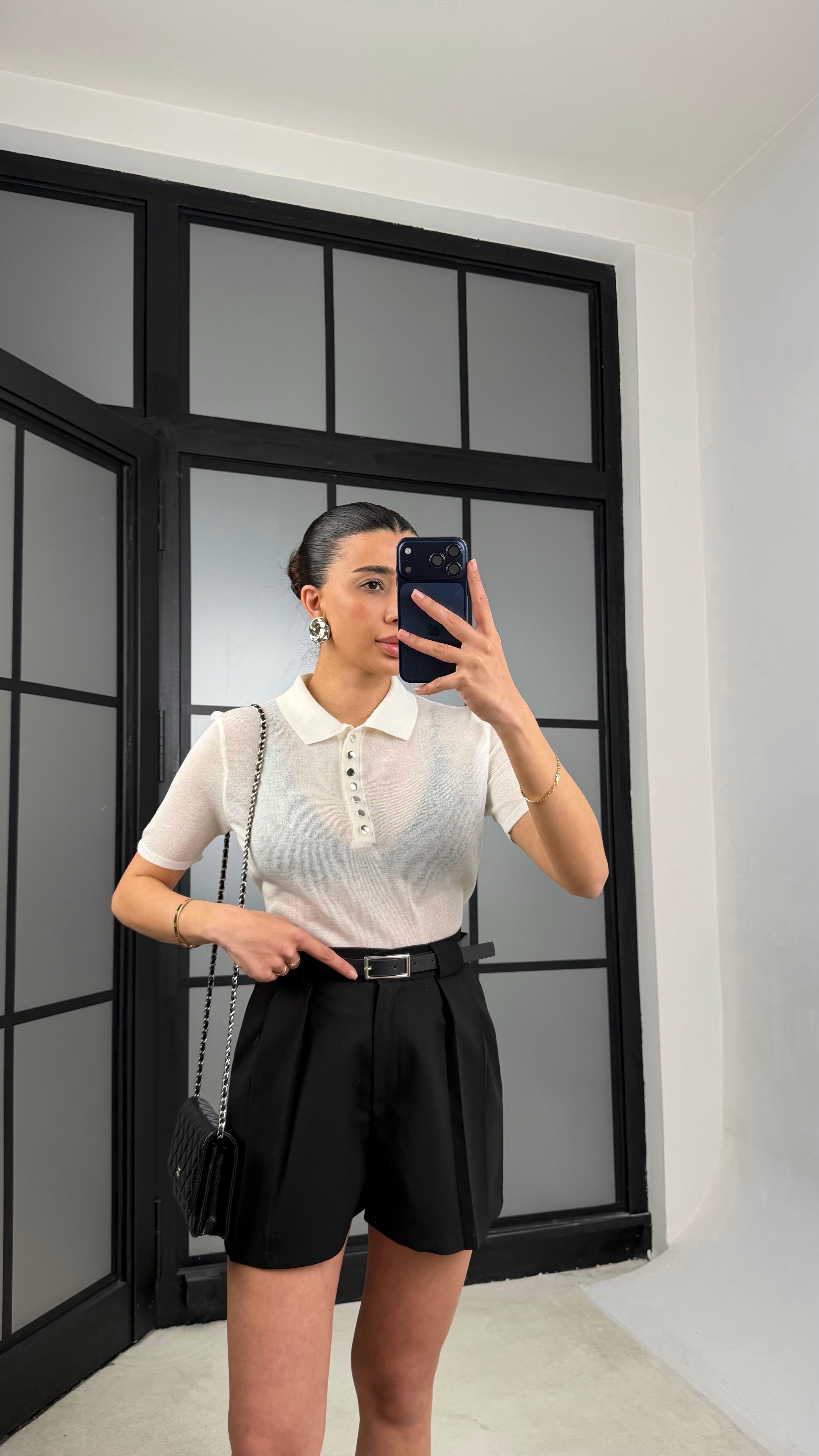 Siyah Kemerli Şort GAUS-01323GAUSŞORTGAUS-01323