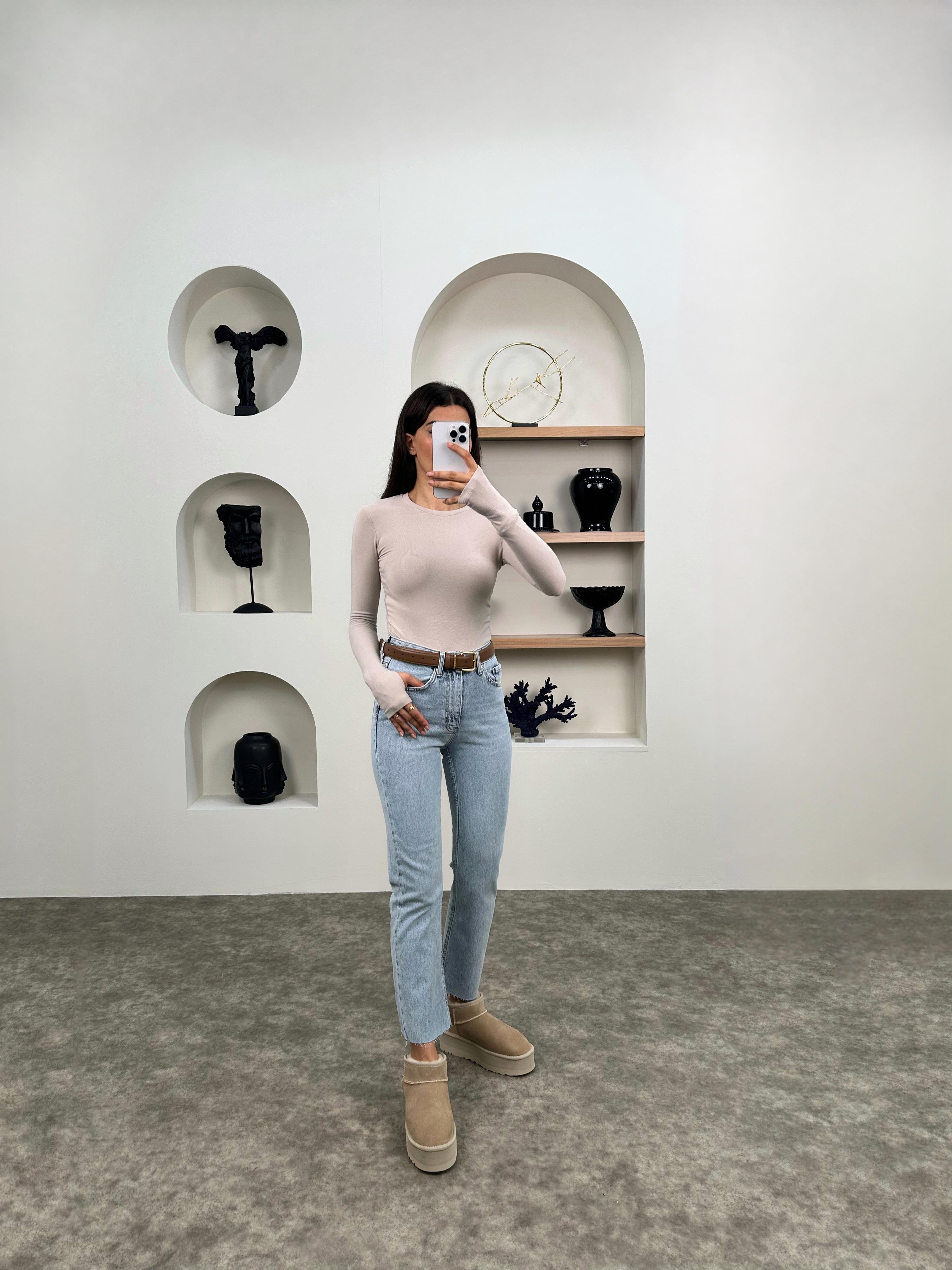 Boon ZR Model Buz Mavisi Kesik Paça JeanGausDENİM PANTOLONGU008974