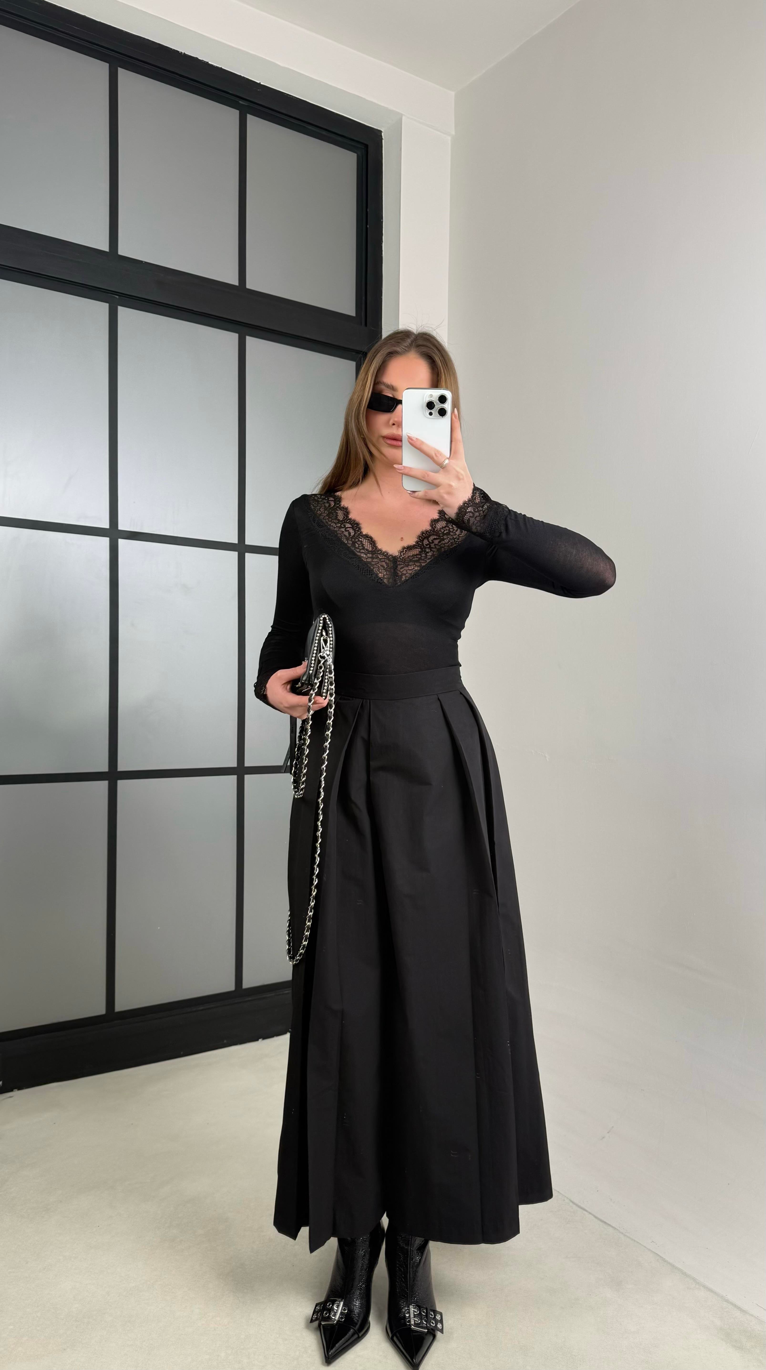 Siyah Beli Lastikli Tasarım Etek Pantolon GAUS-00994GAUSPANTOLONGAUS-00994