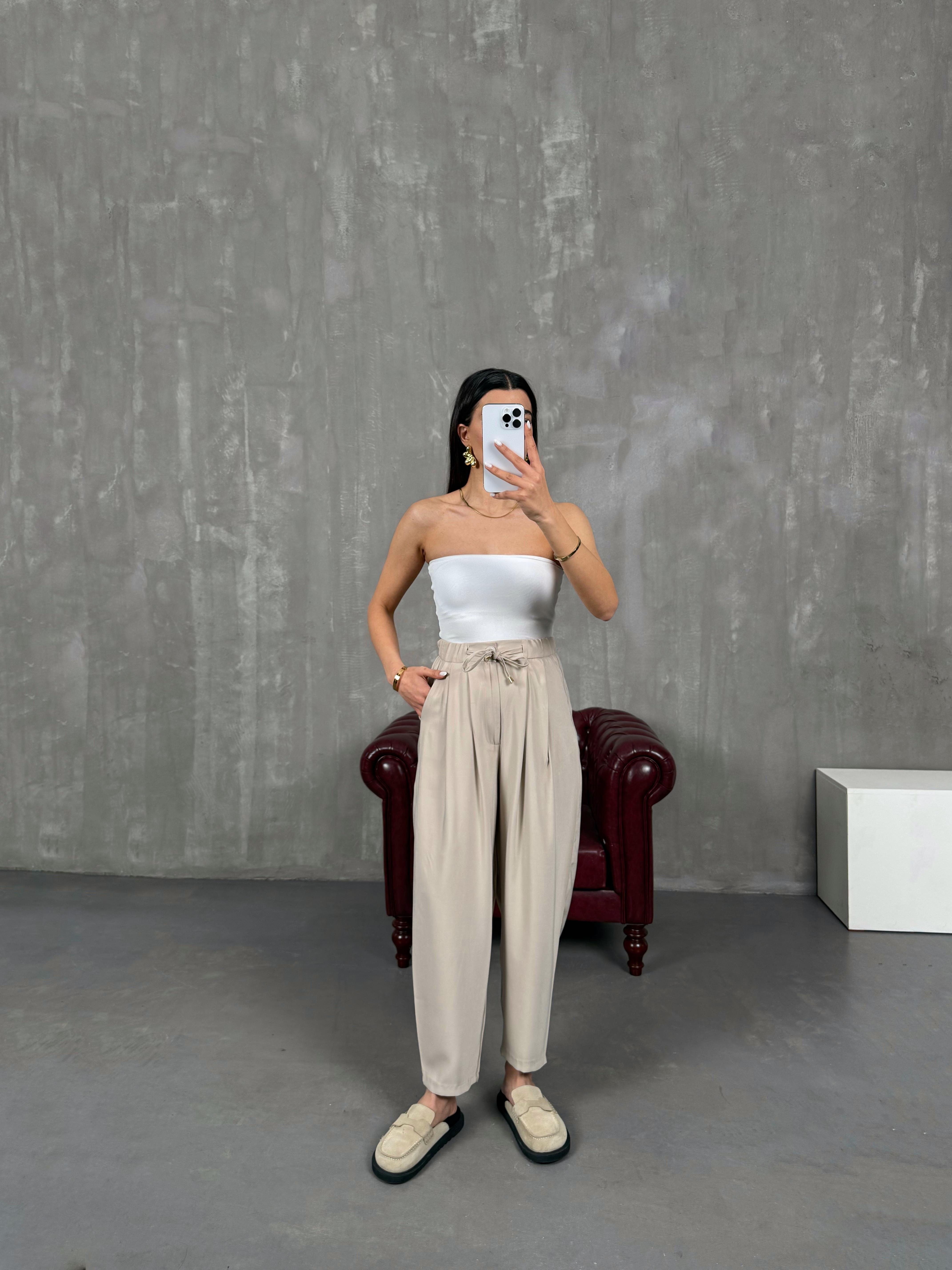 فيترا بنطلون شالوار موديل جزرة لون حجري بتفاصيل رباط أمامي